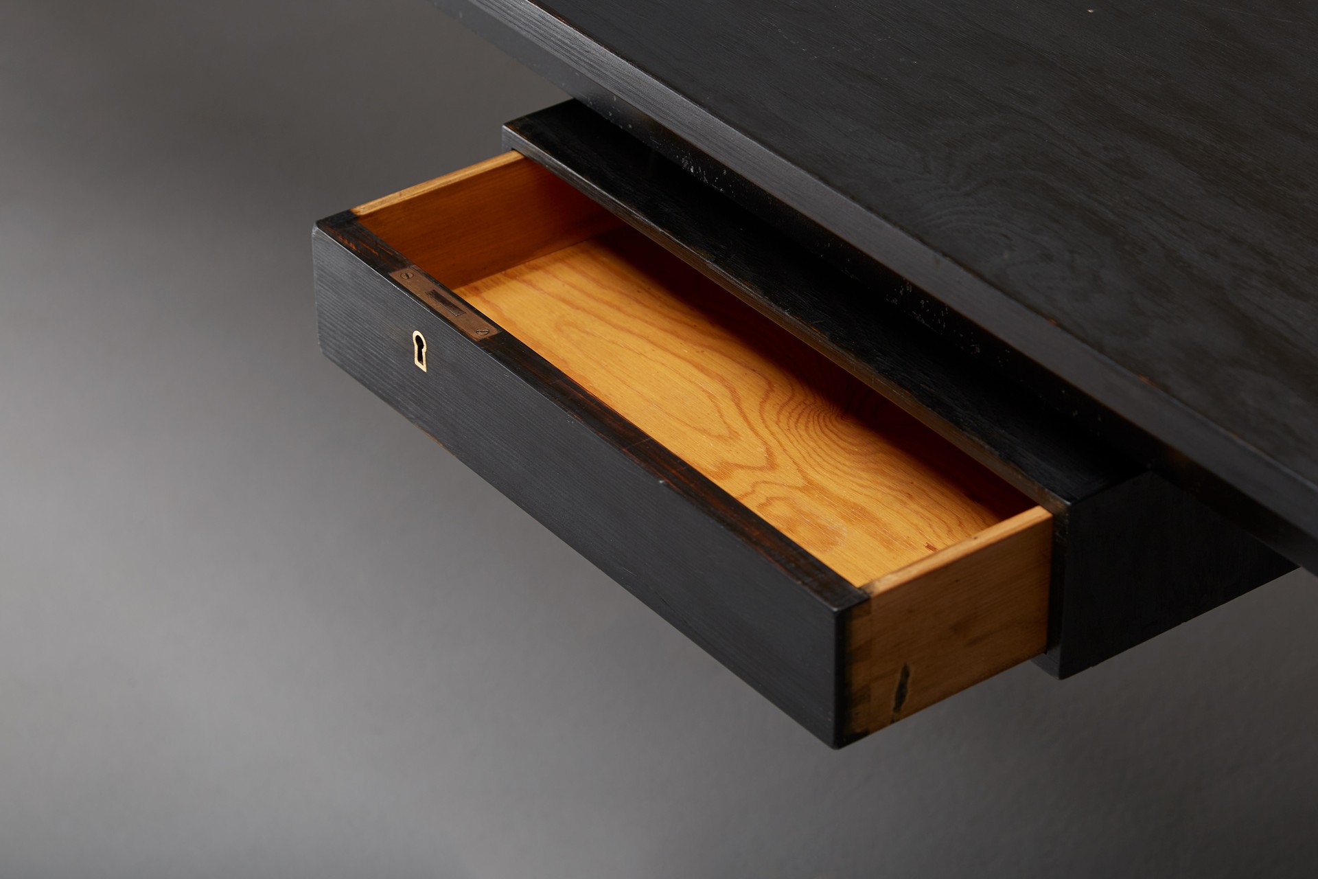 'Professor' Desk image 5