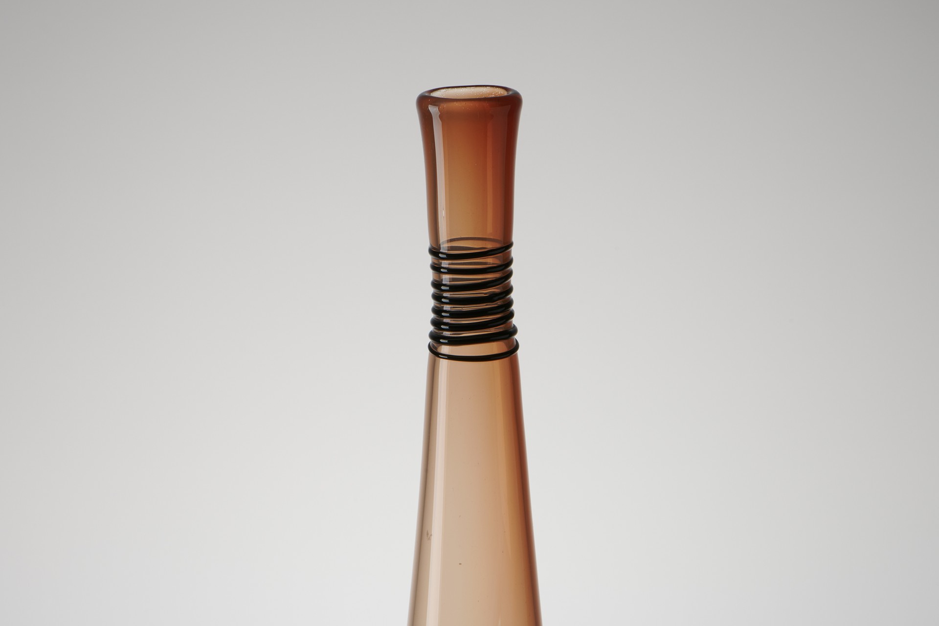 Vase image 2