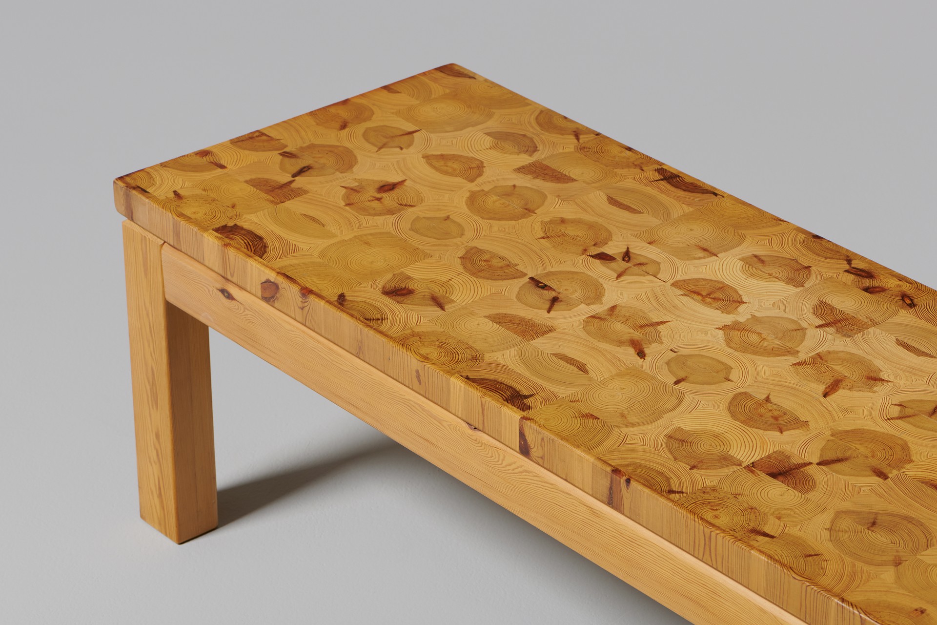 Bench image 2