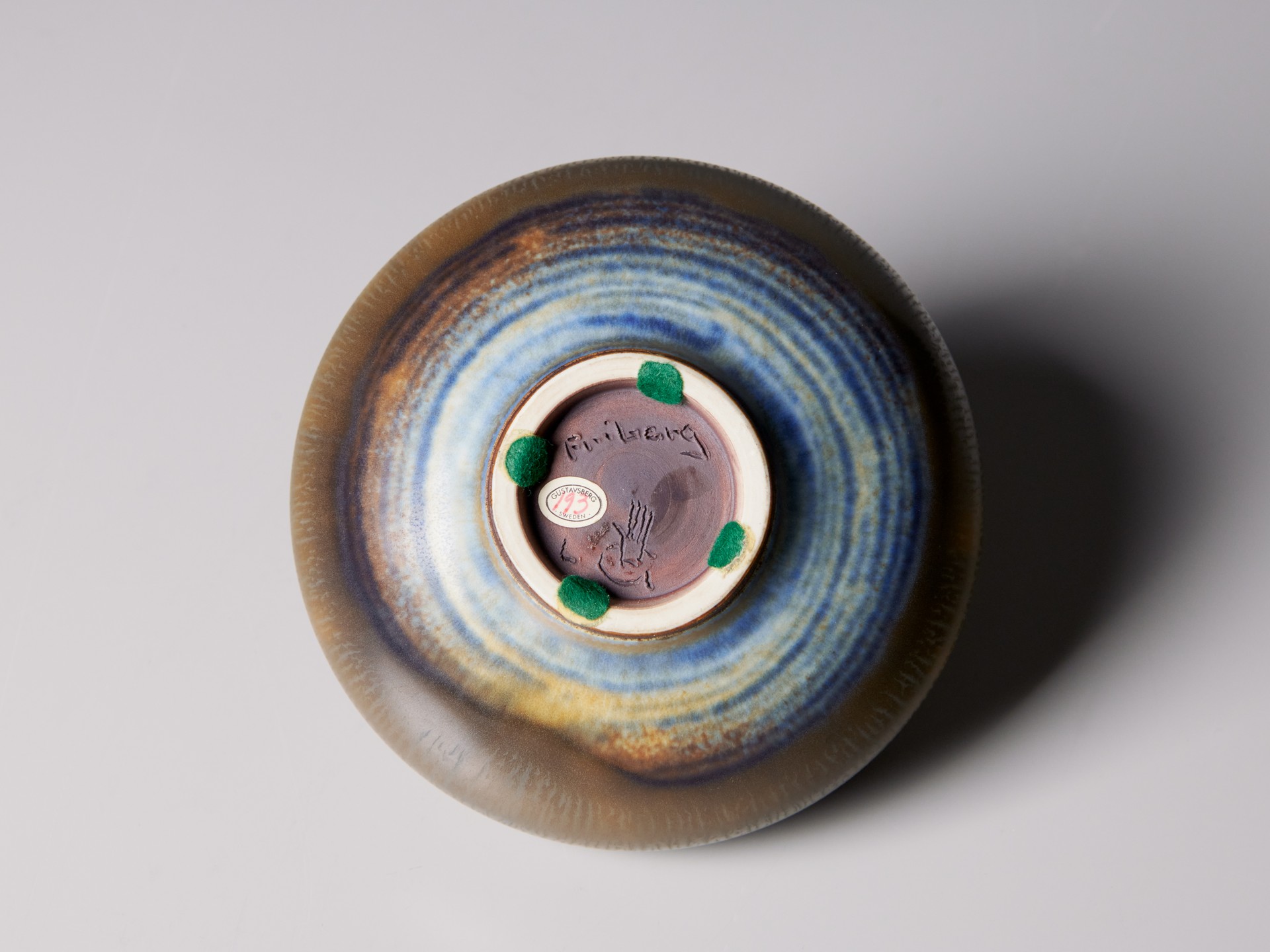 Vase image 4