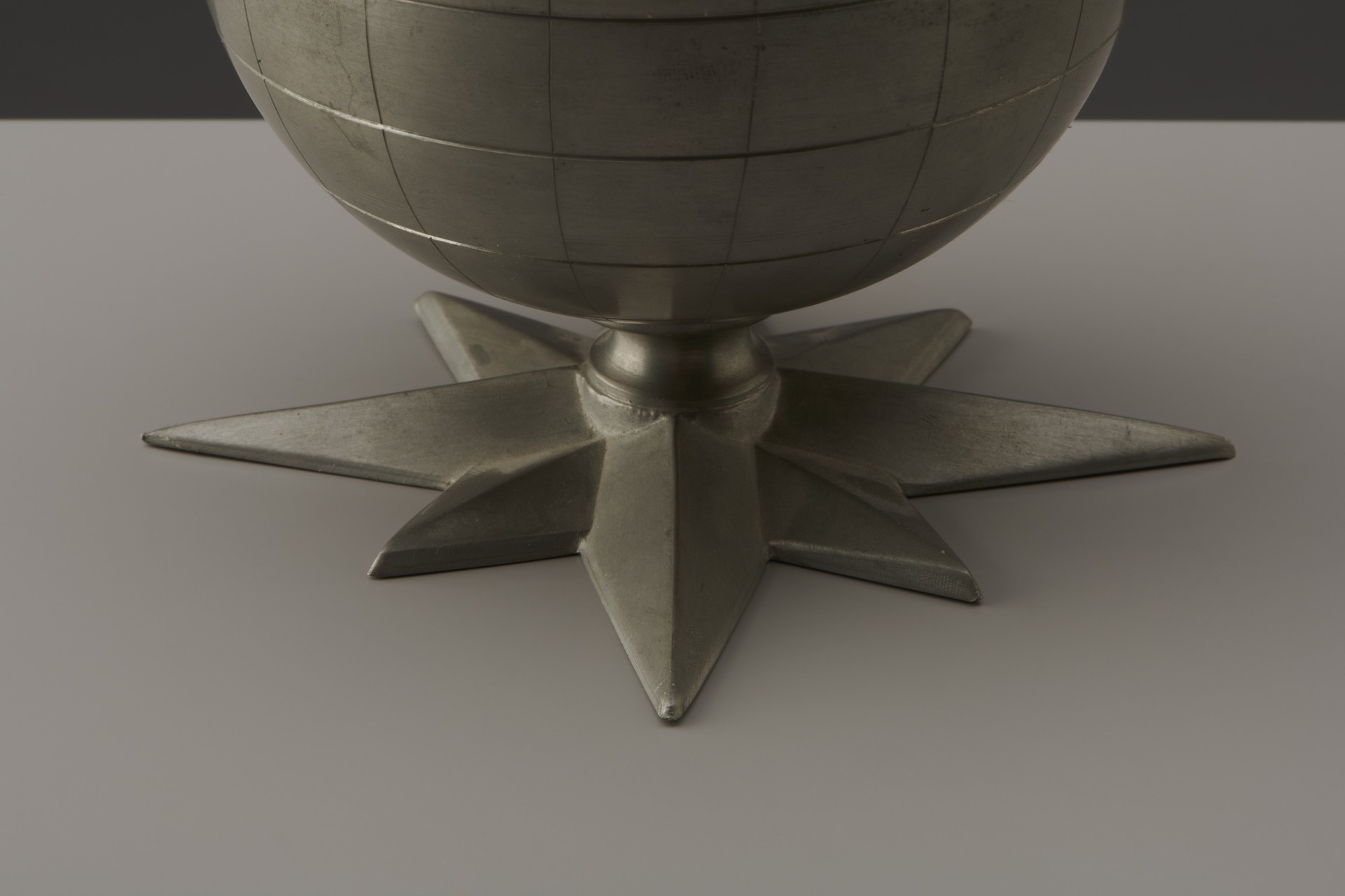 Rare Lidded Vessel image 5