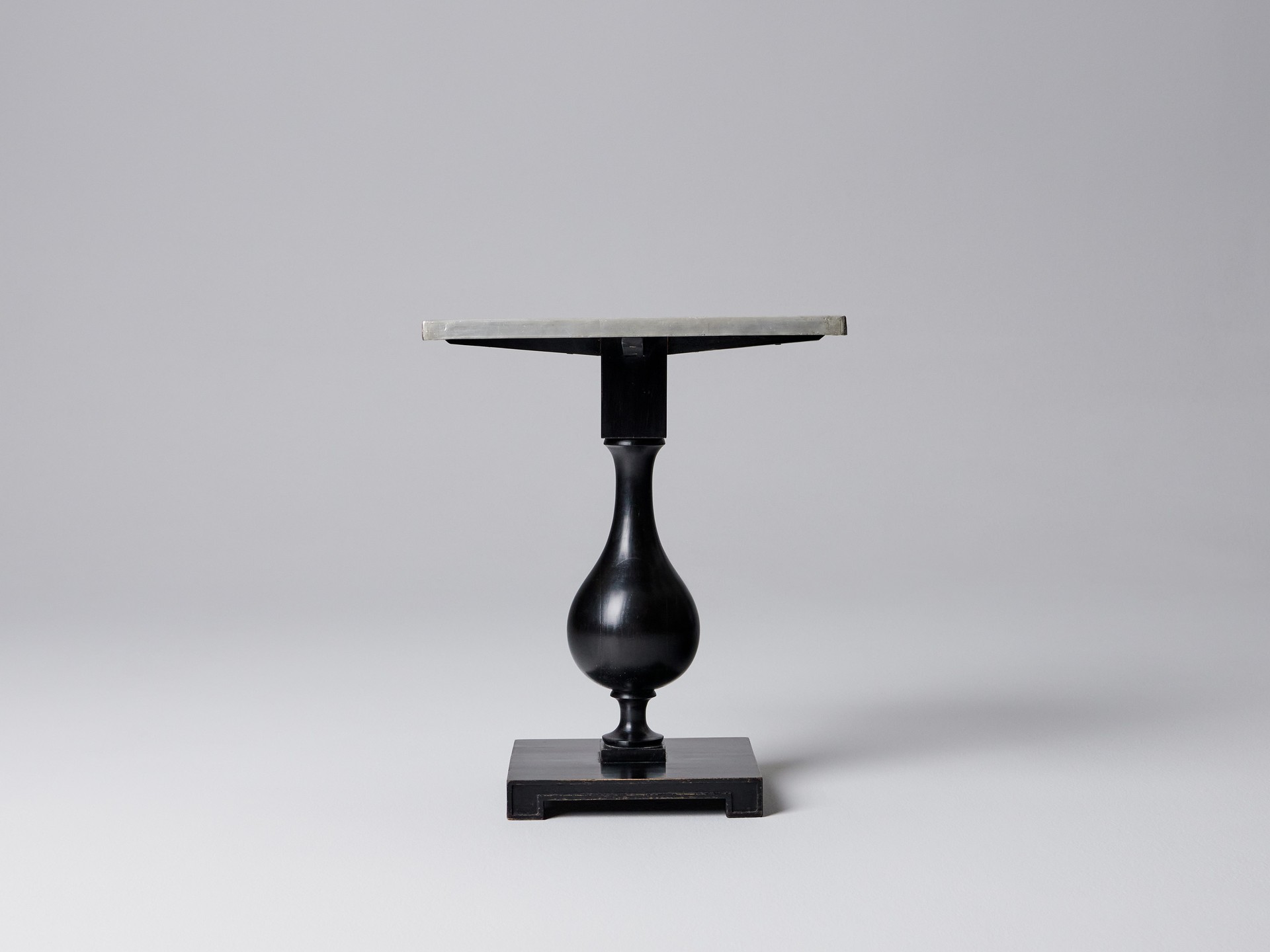 Side Table image 3
