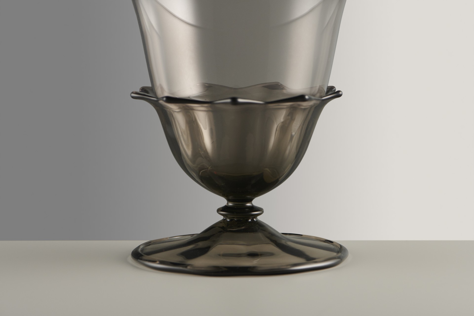 Vase image 3
