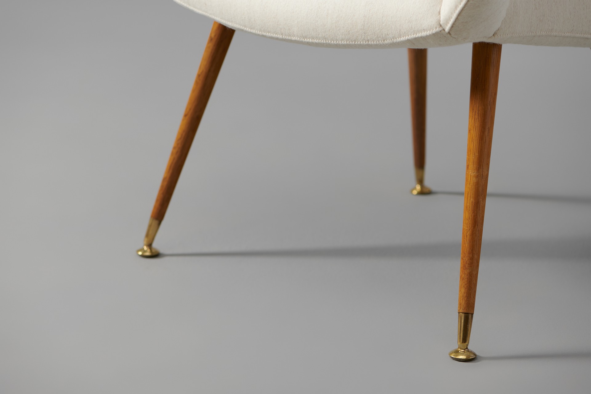 Rare Pair of Lounge Chairs, Model no. DU 55P image 5