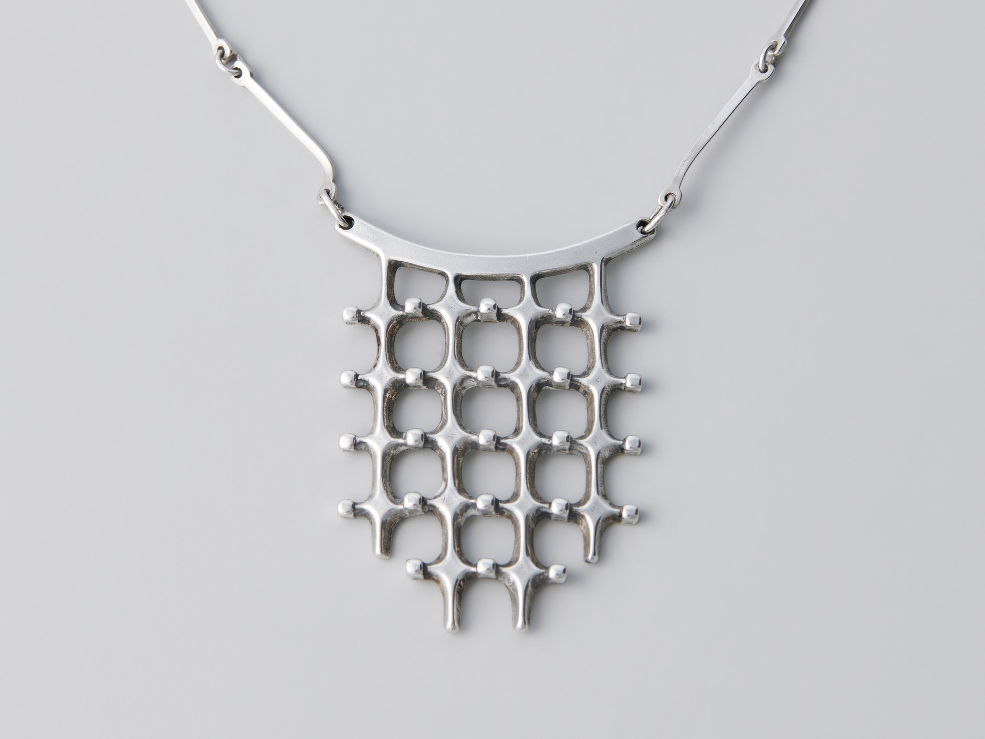 Necklace image 2