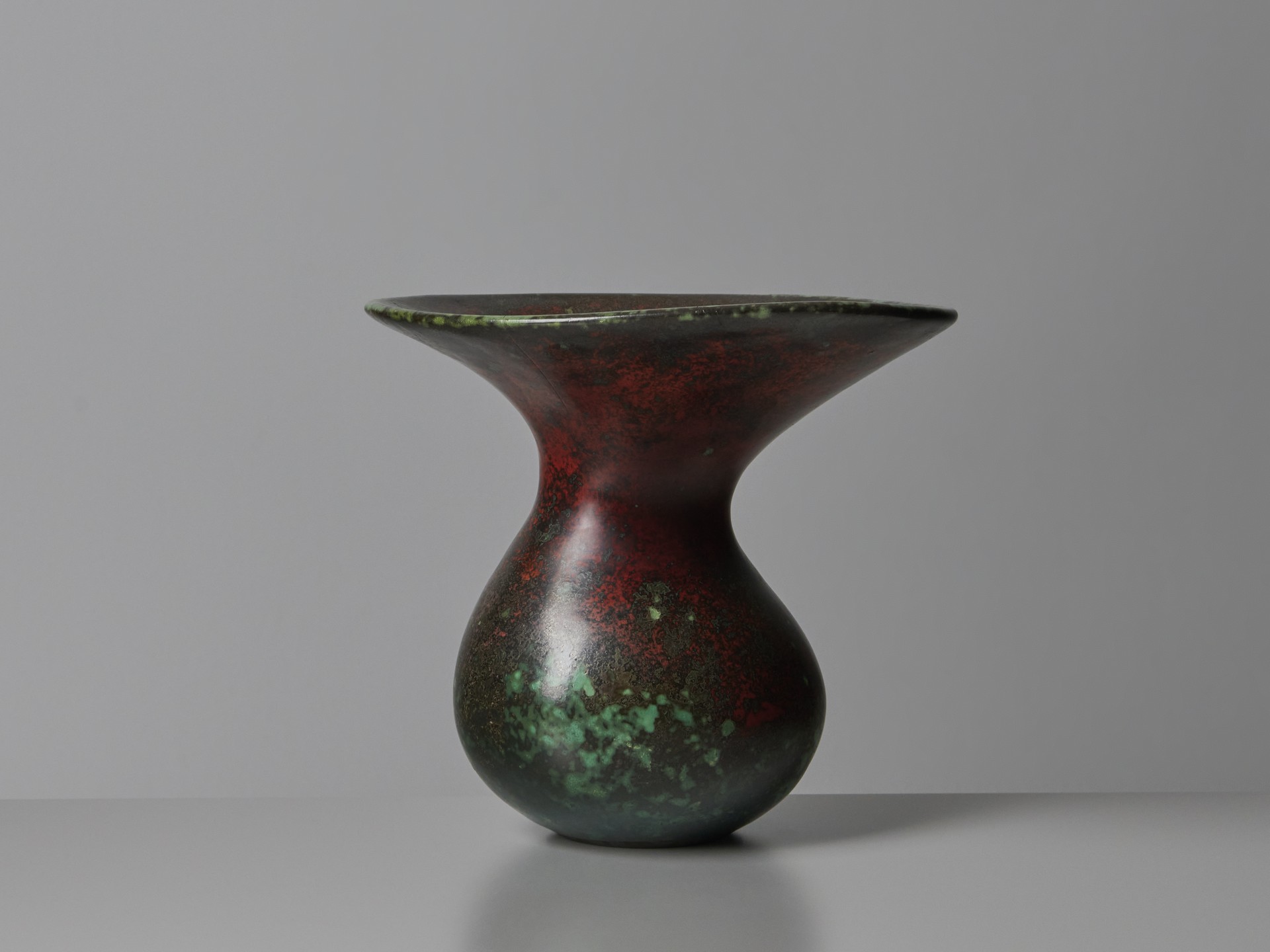 Vase image 3