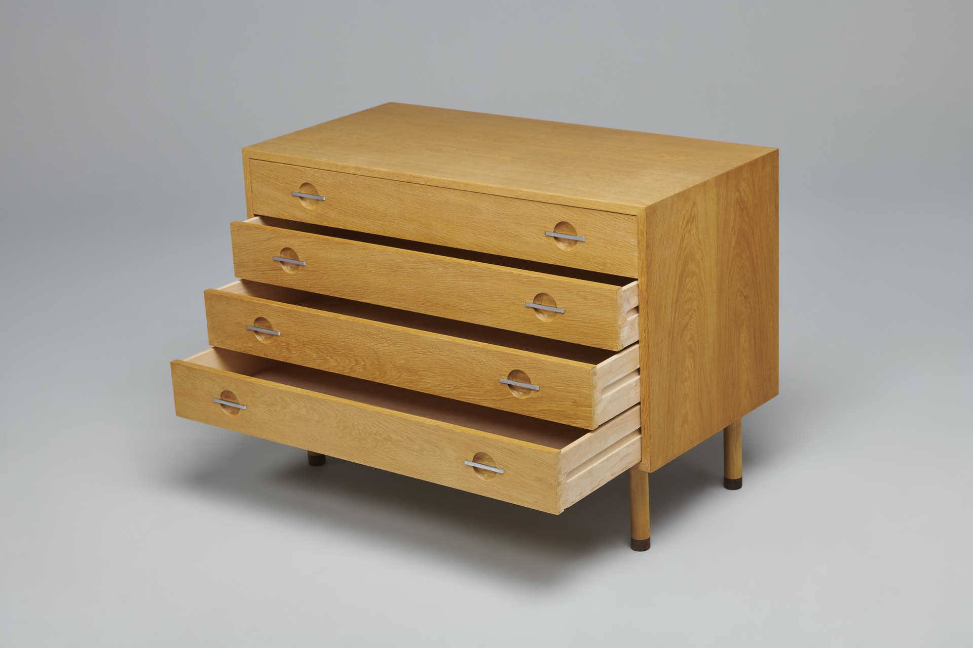 Chest of Drawers image 3