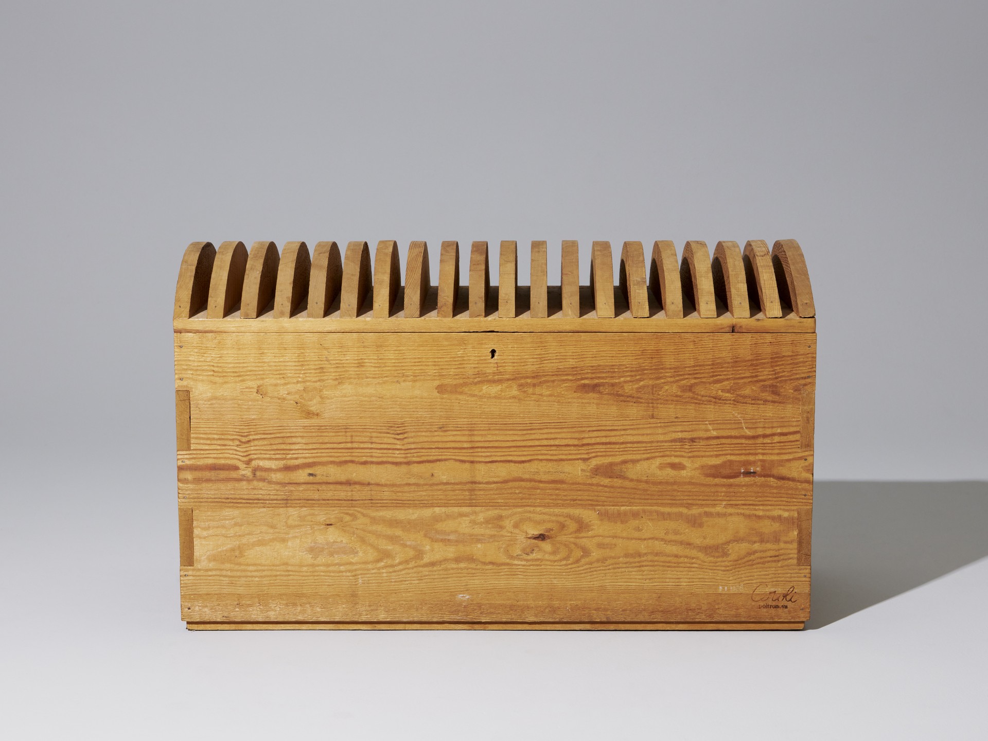 Large Chest image 3
