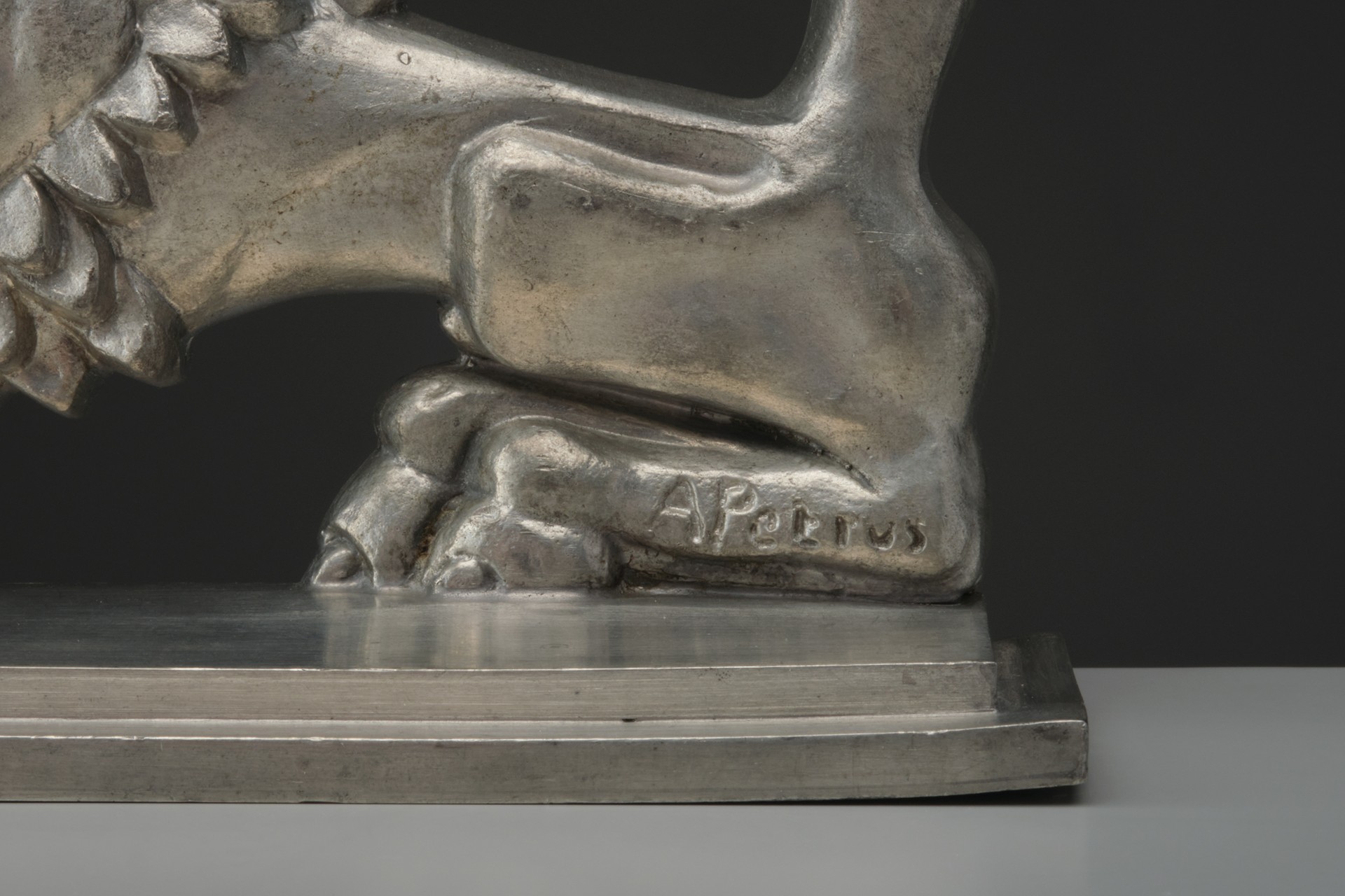 Pair of Bookends image 5