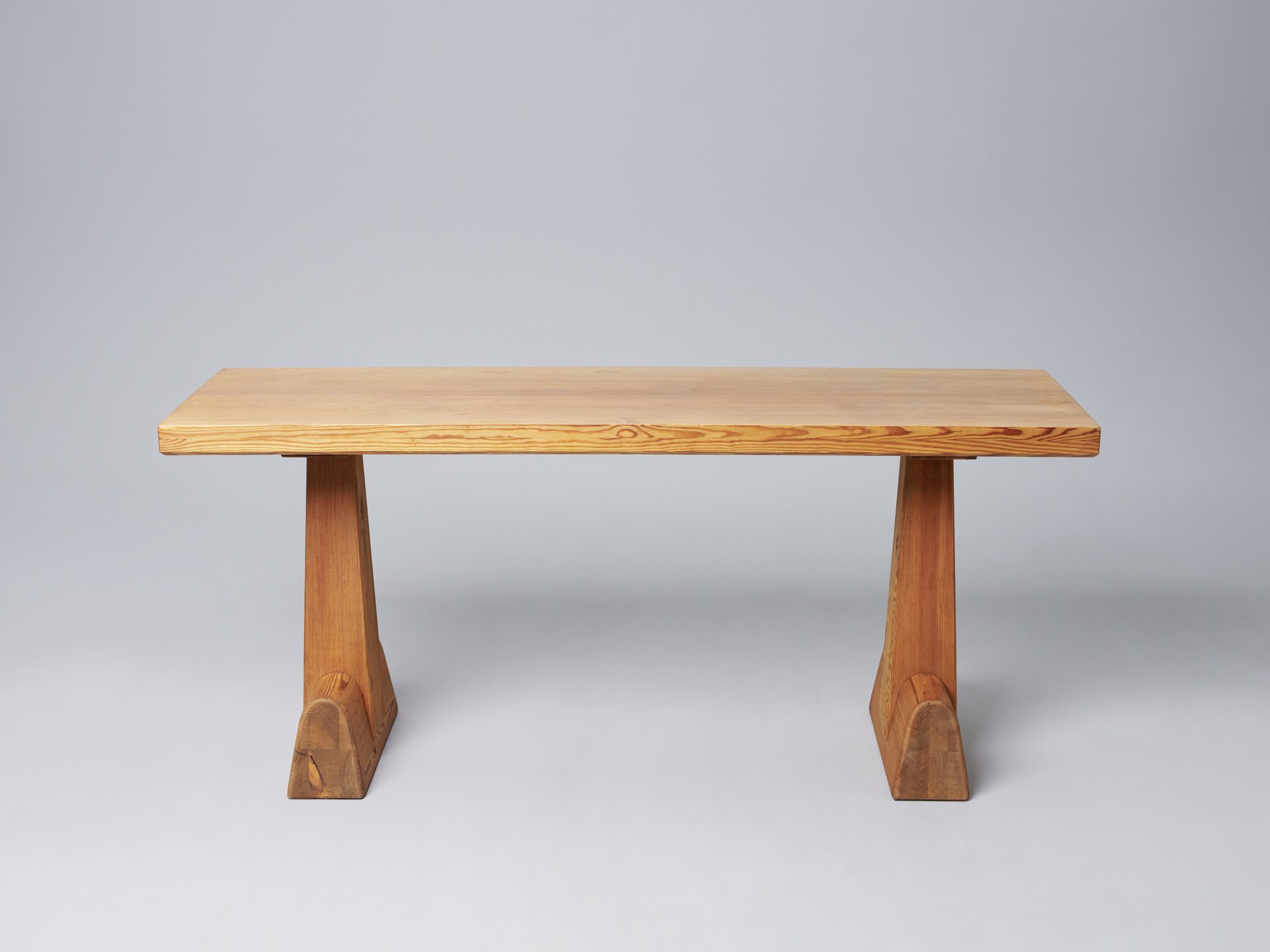 'Utö' Table image 2