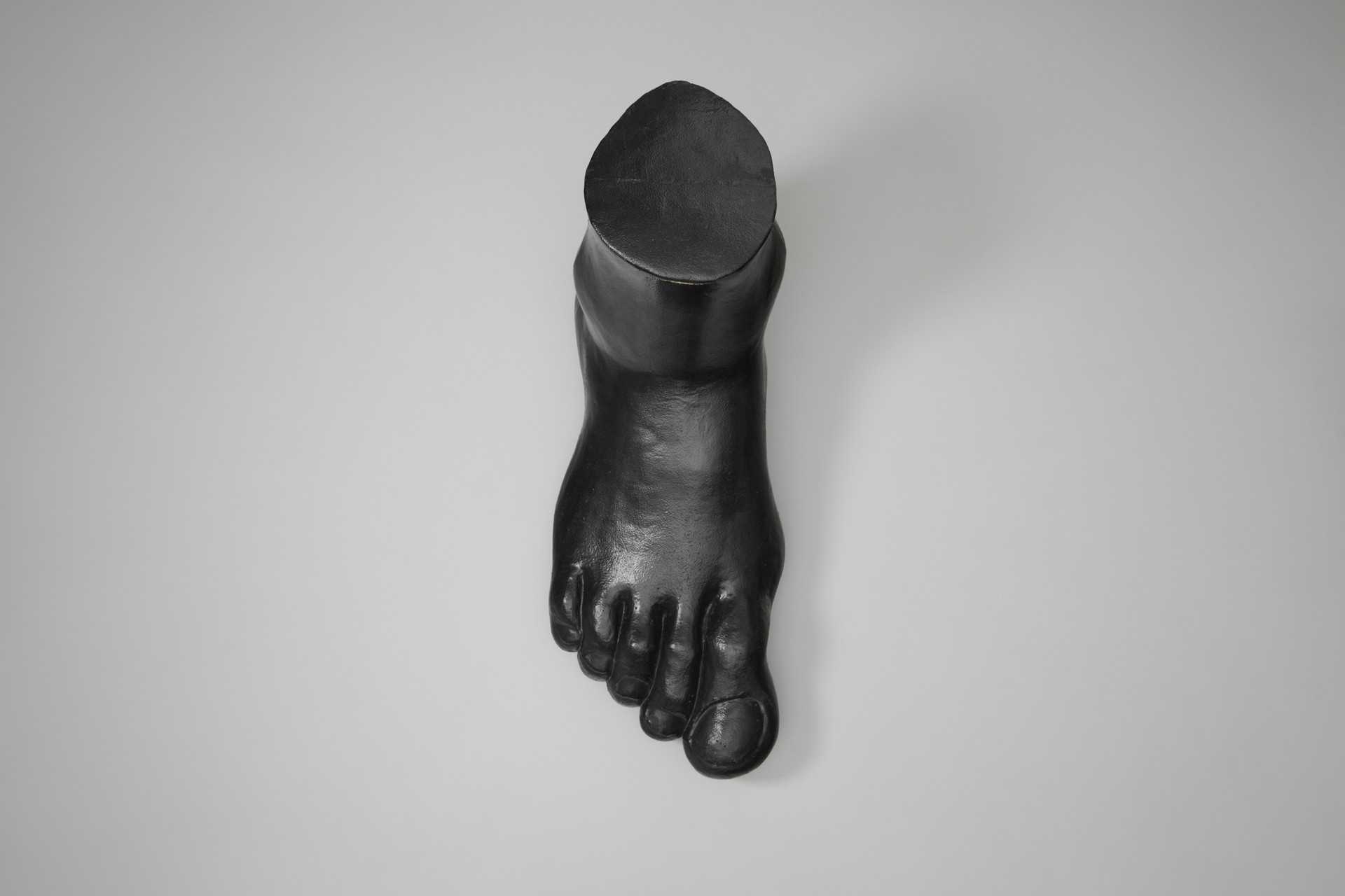 'II Piede', Sculptural Foot image 5