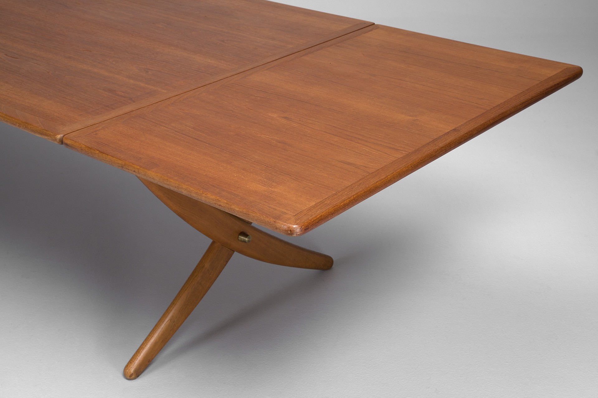 Large Dining Table image 5