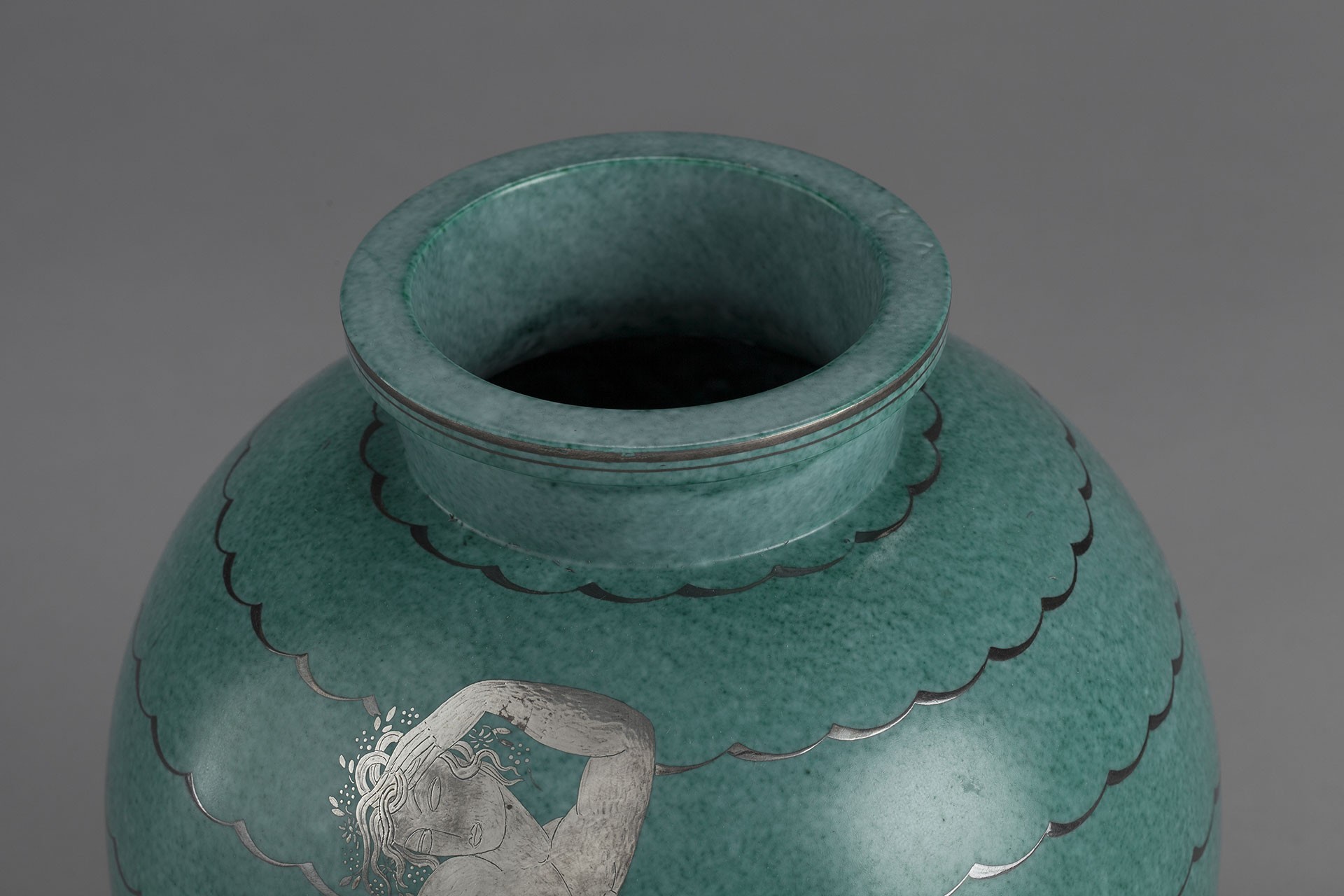 Large Argenta Vase image 2