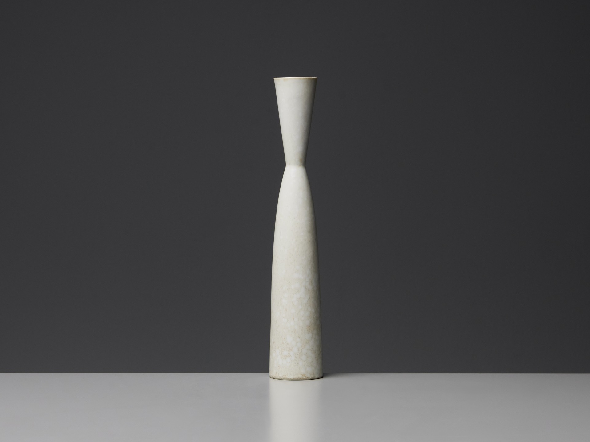Vase image 3