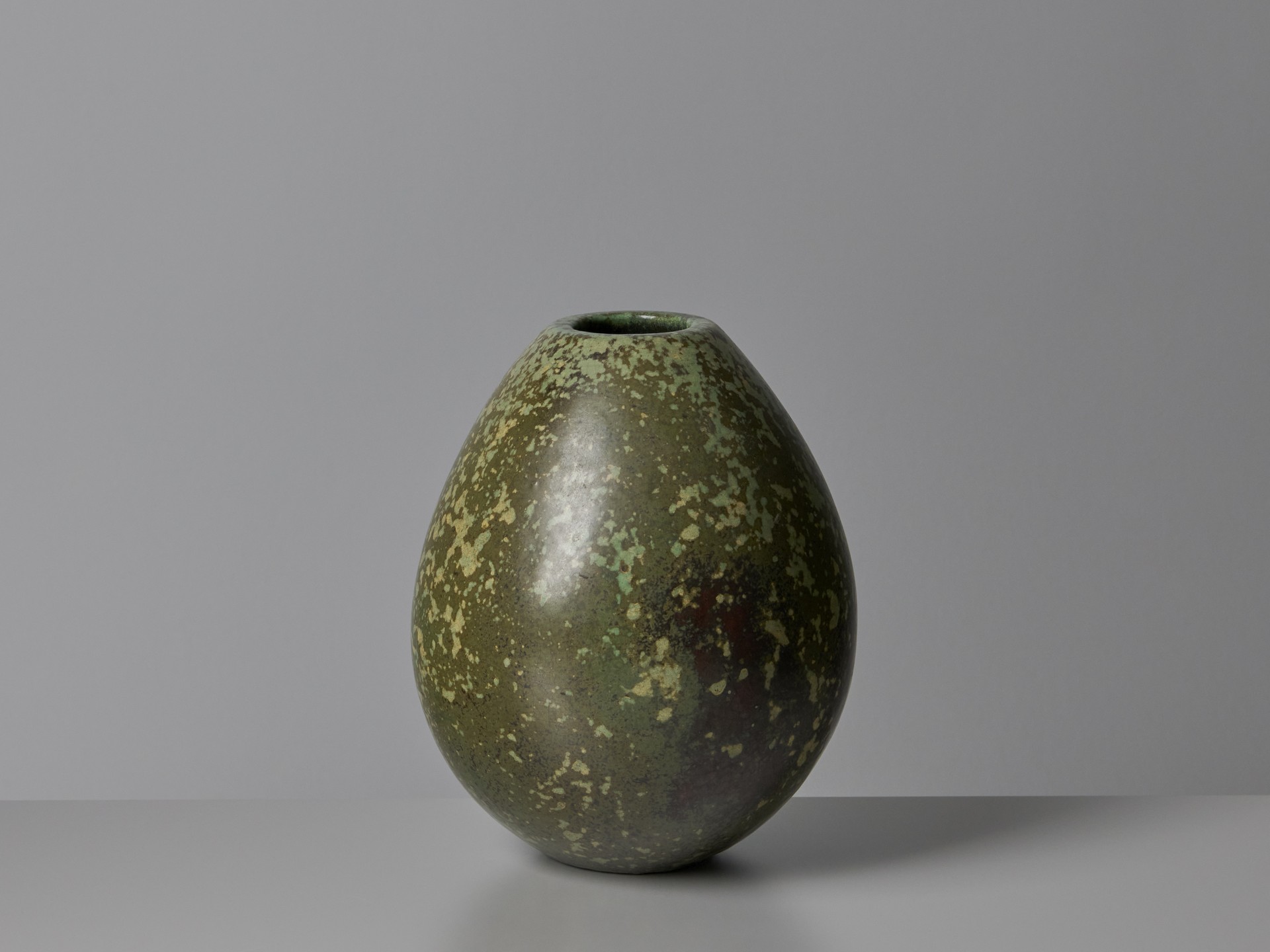 Vase image 4