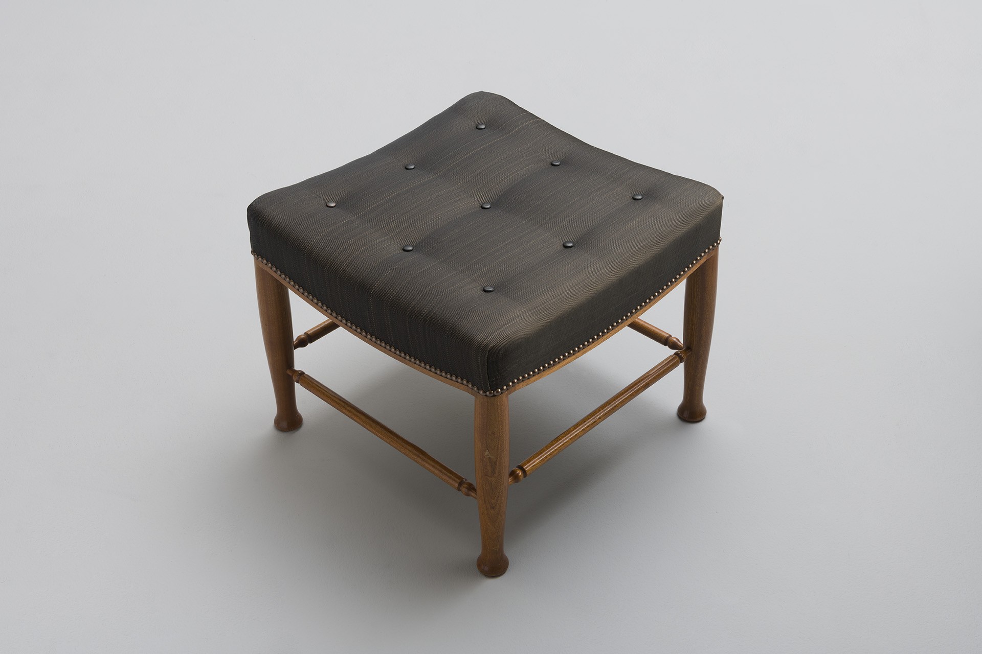 Stool, Model no. 902 image 3