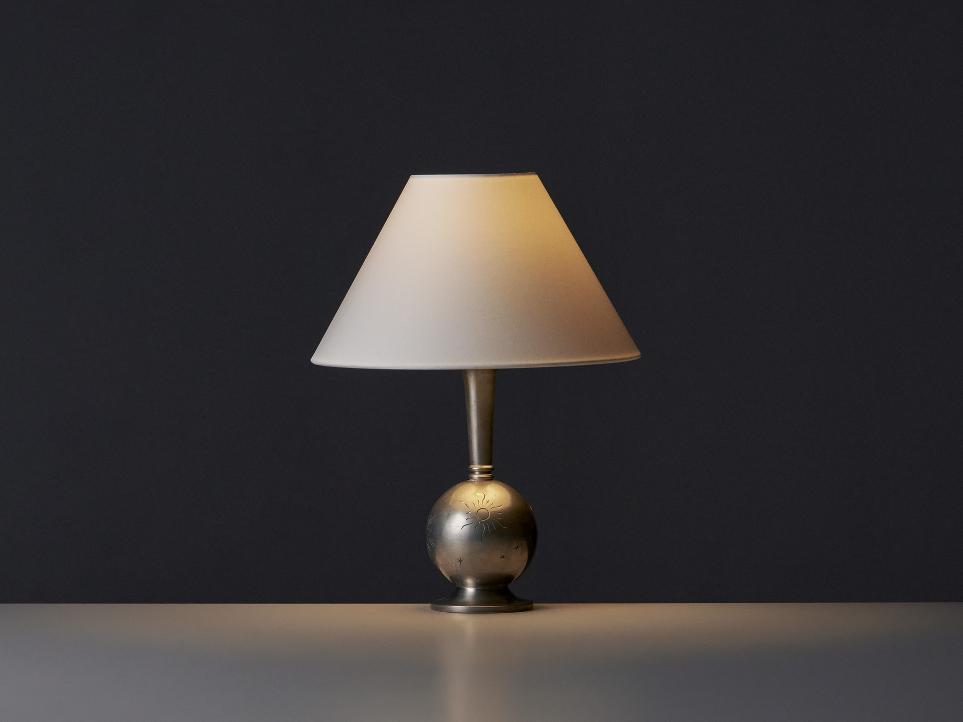 Table Lamp image 2
