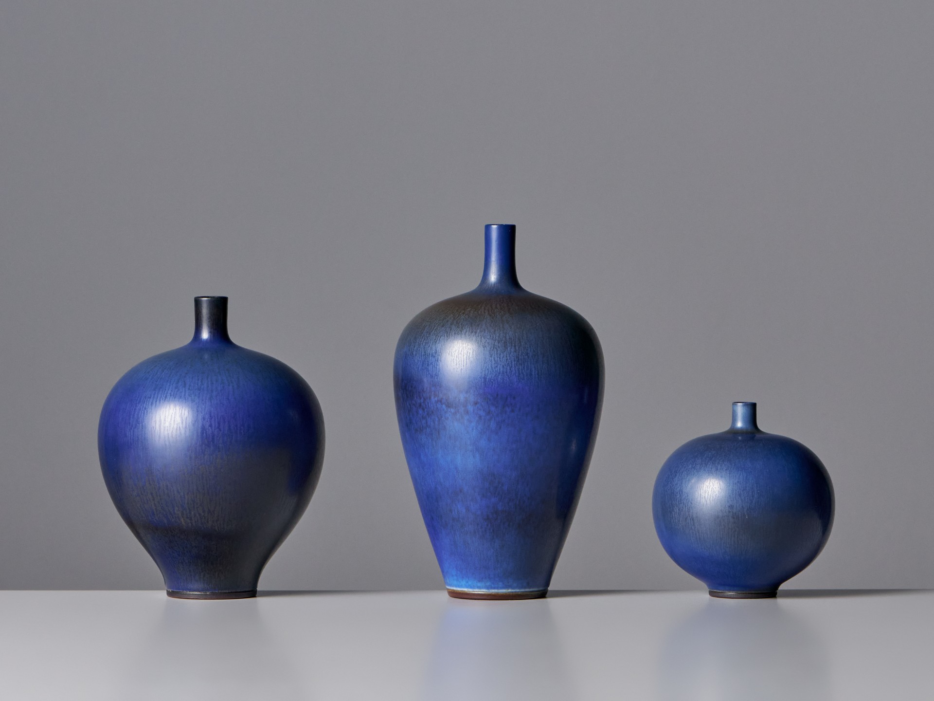 Set of Three Vases image 2