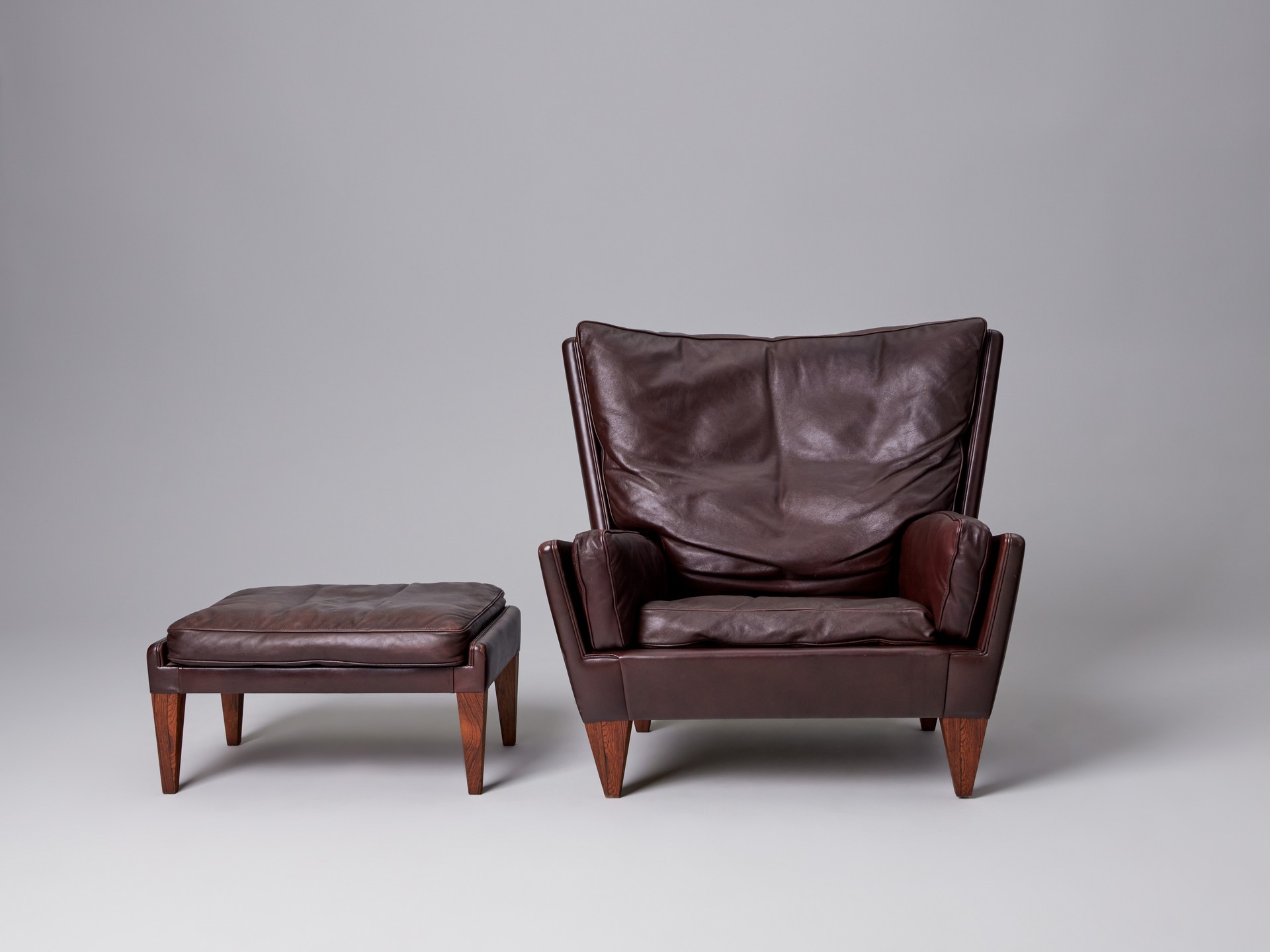 Lounge Chair and Ottoman image 2