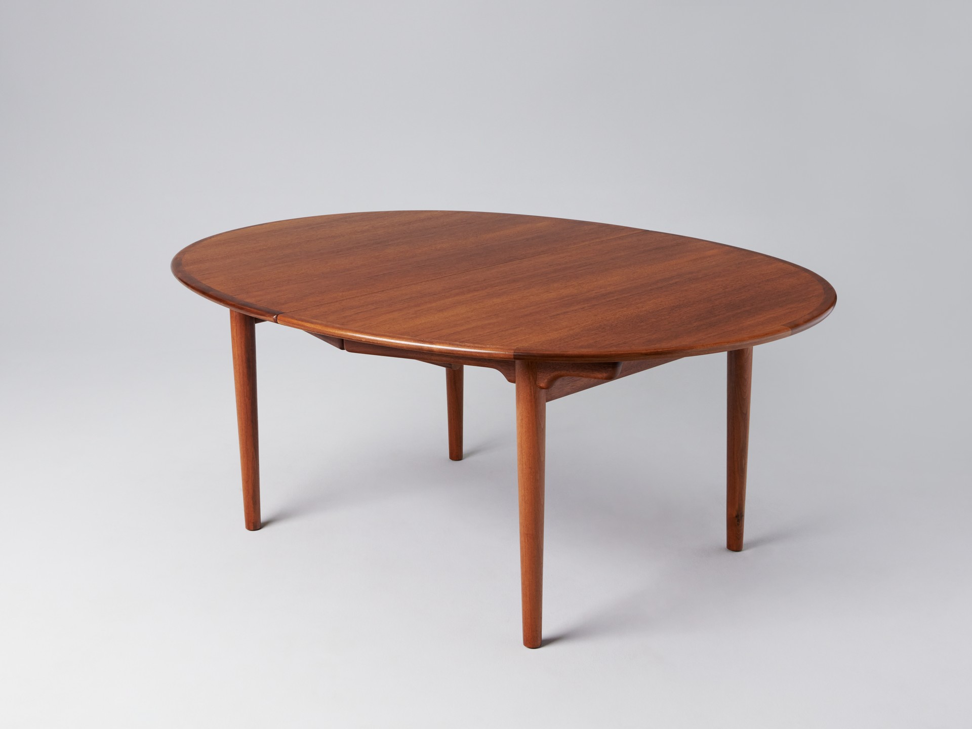 Extendable Dining Table image 2