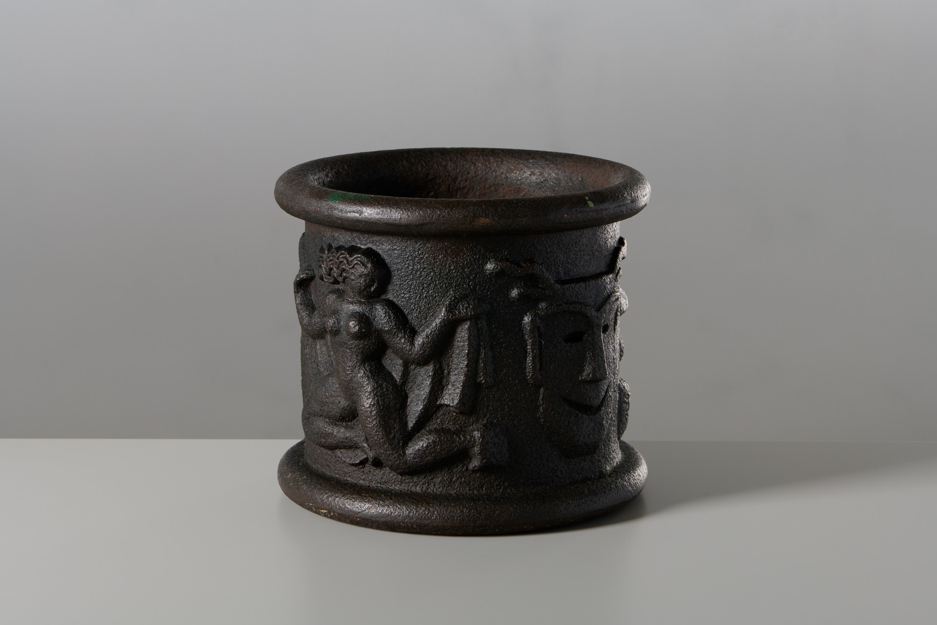 Set of Four Urns No.1 image 4