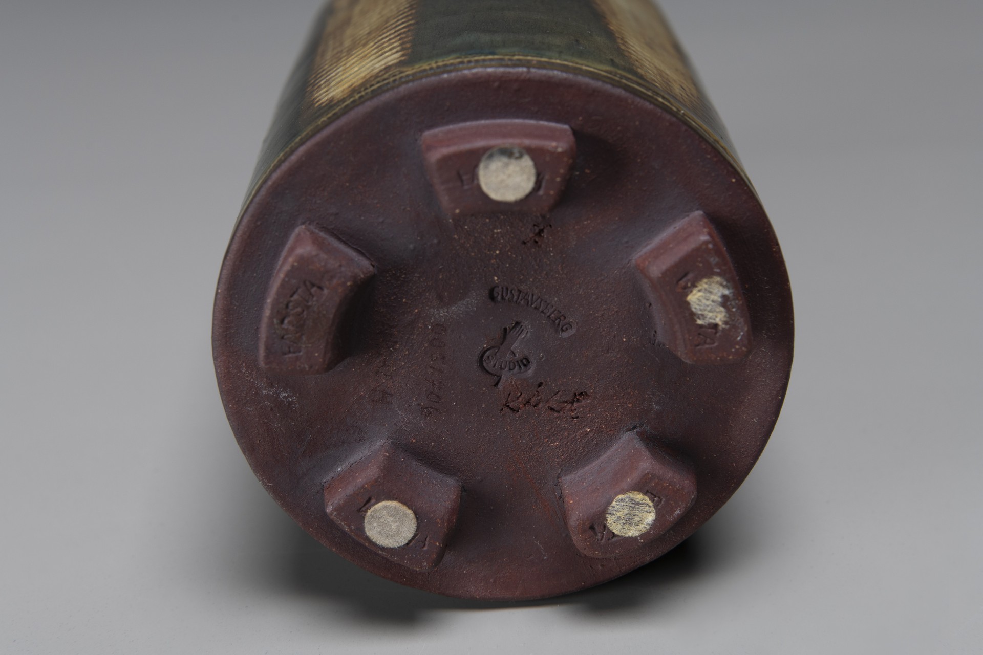 Footed Farsta Vase image 4