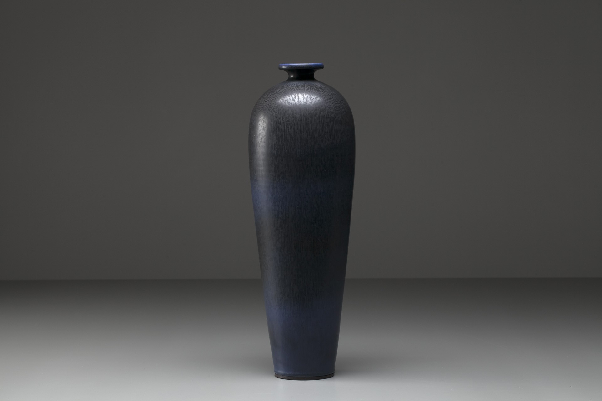 Vase image 2