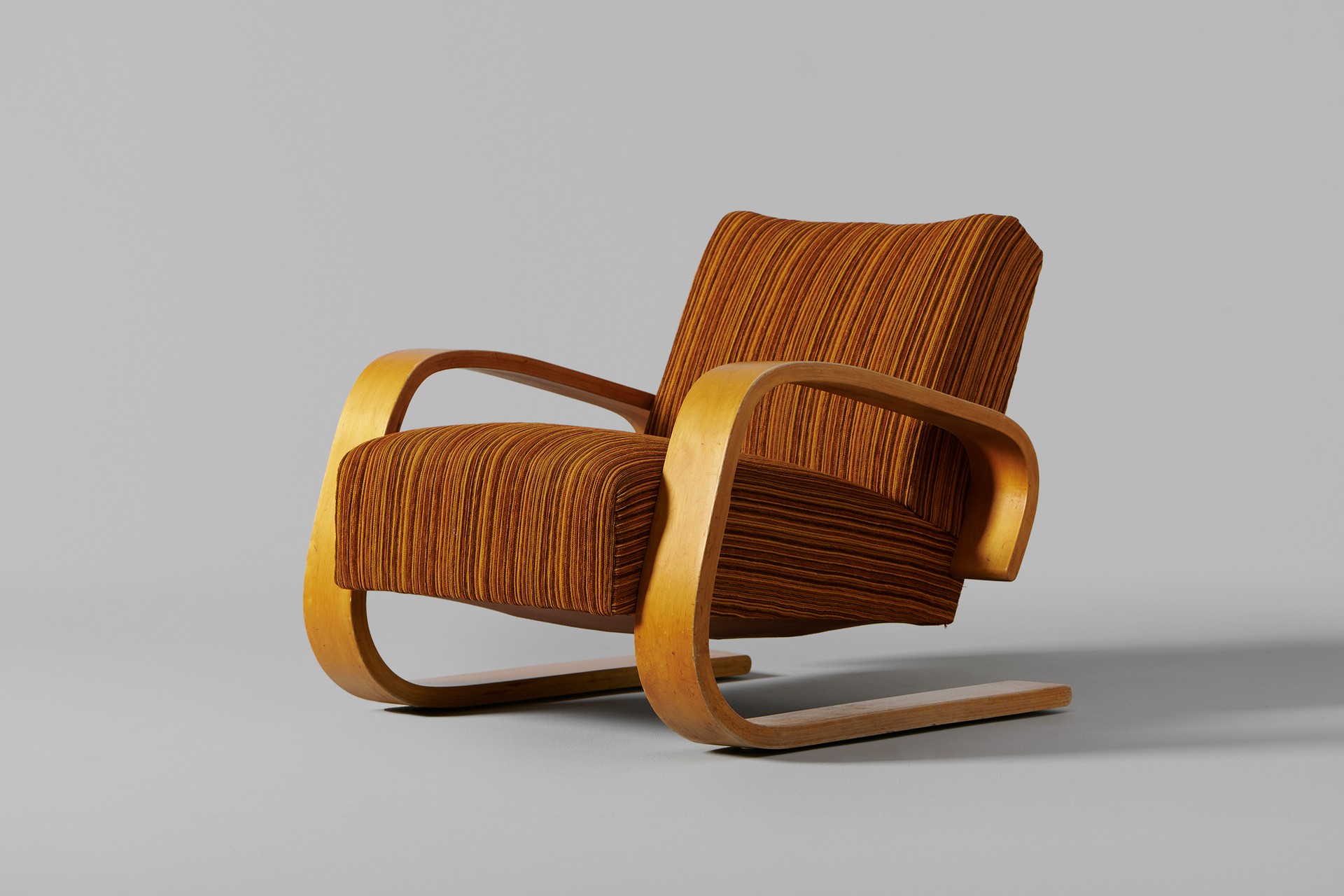"Tank" Chair Model 400