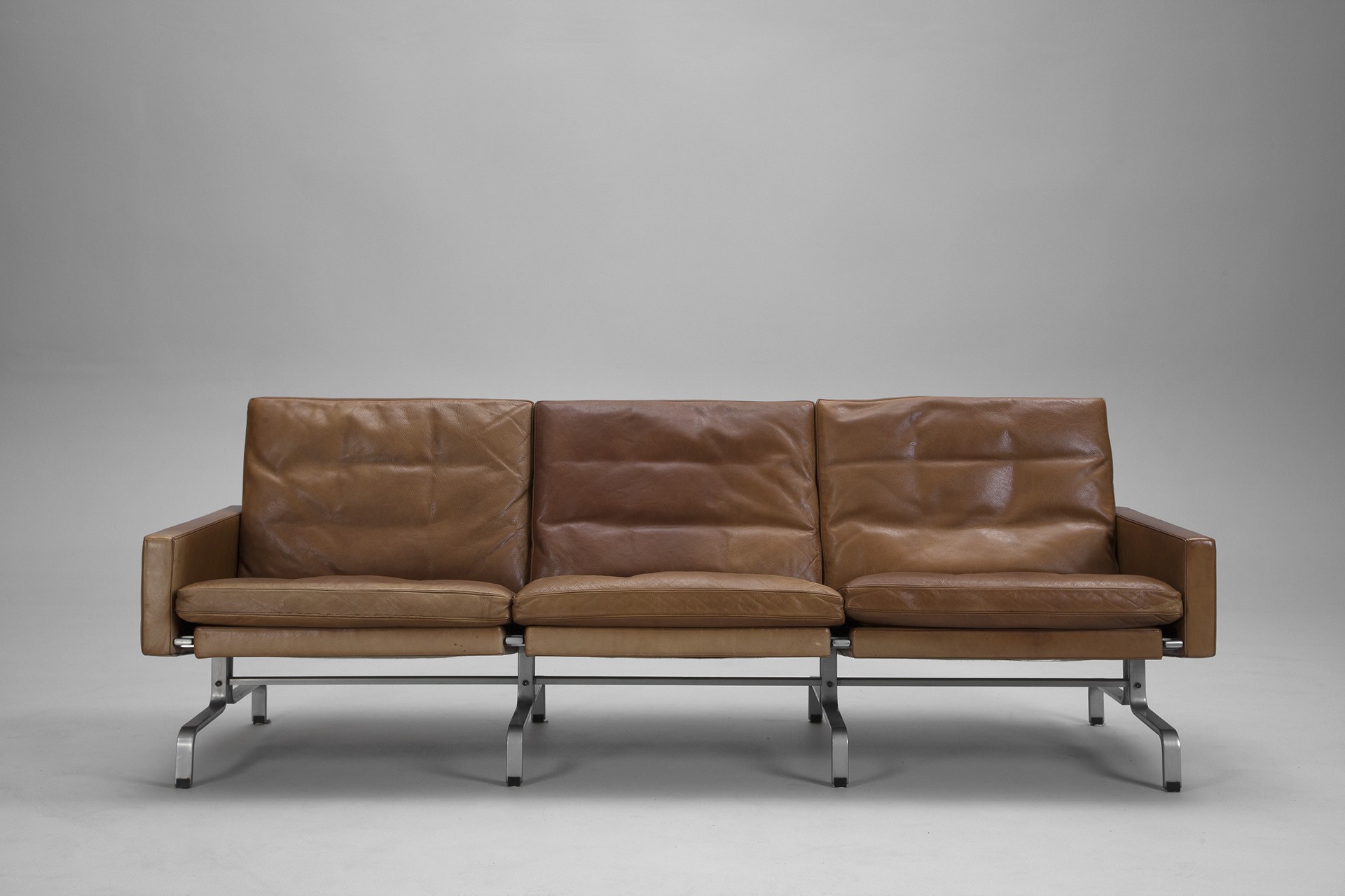 PK-31-3 Sofa image 4