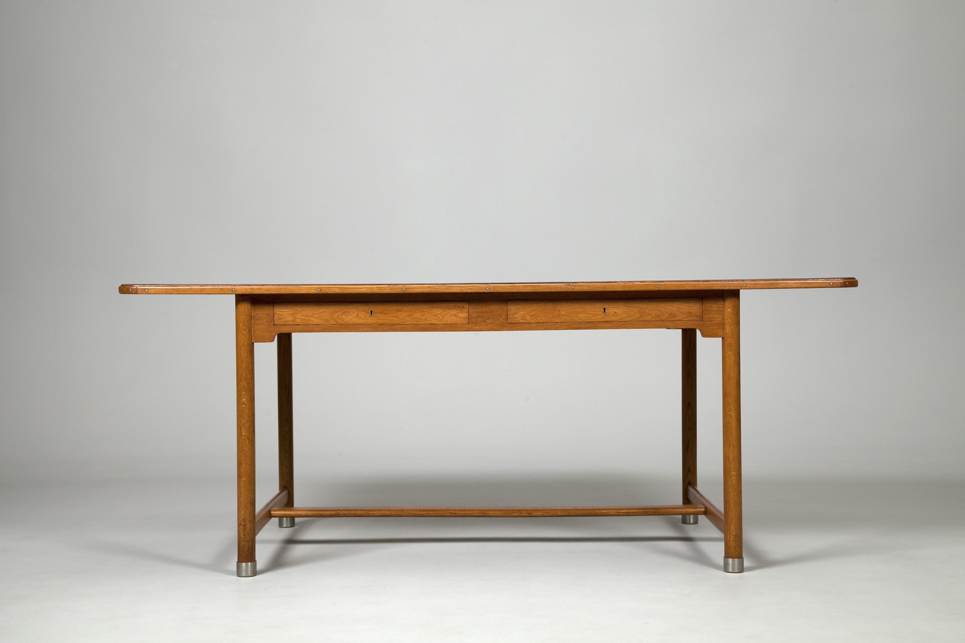 Mogens Koch Partners Desk image 2