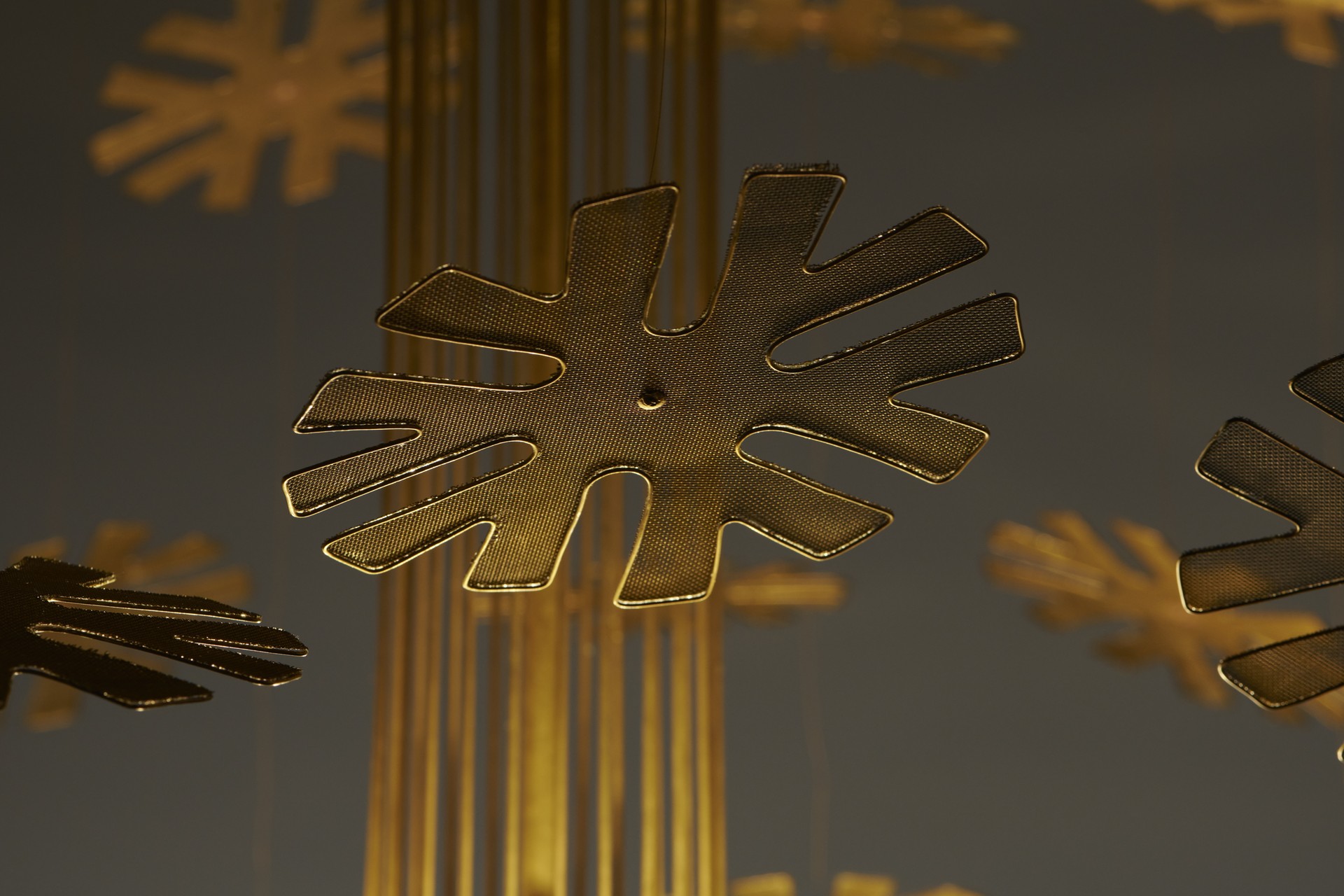 Large Snowflake Chandelier image 5