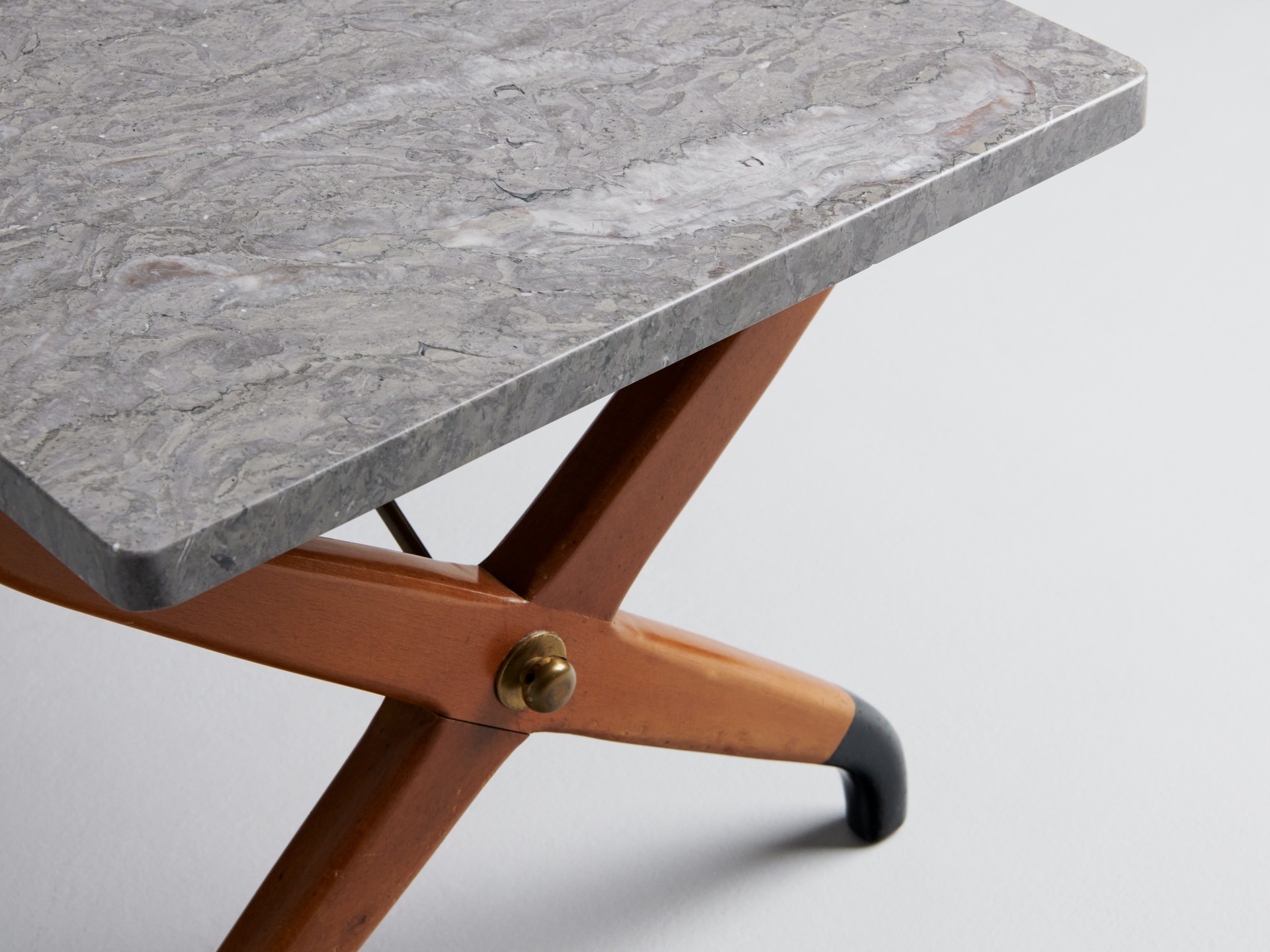 'Futura' Coffee Table image 5