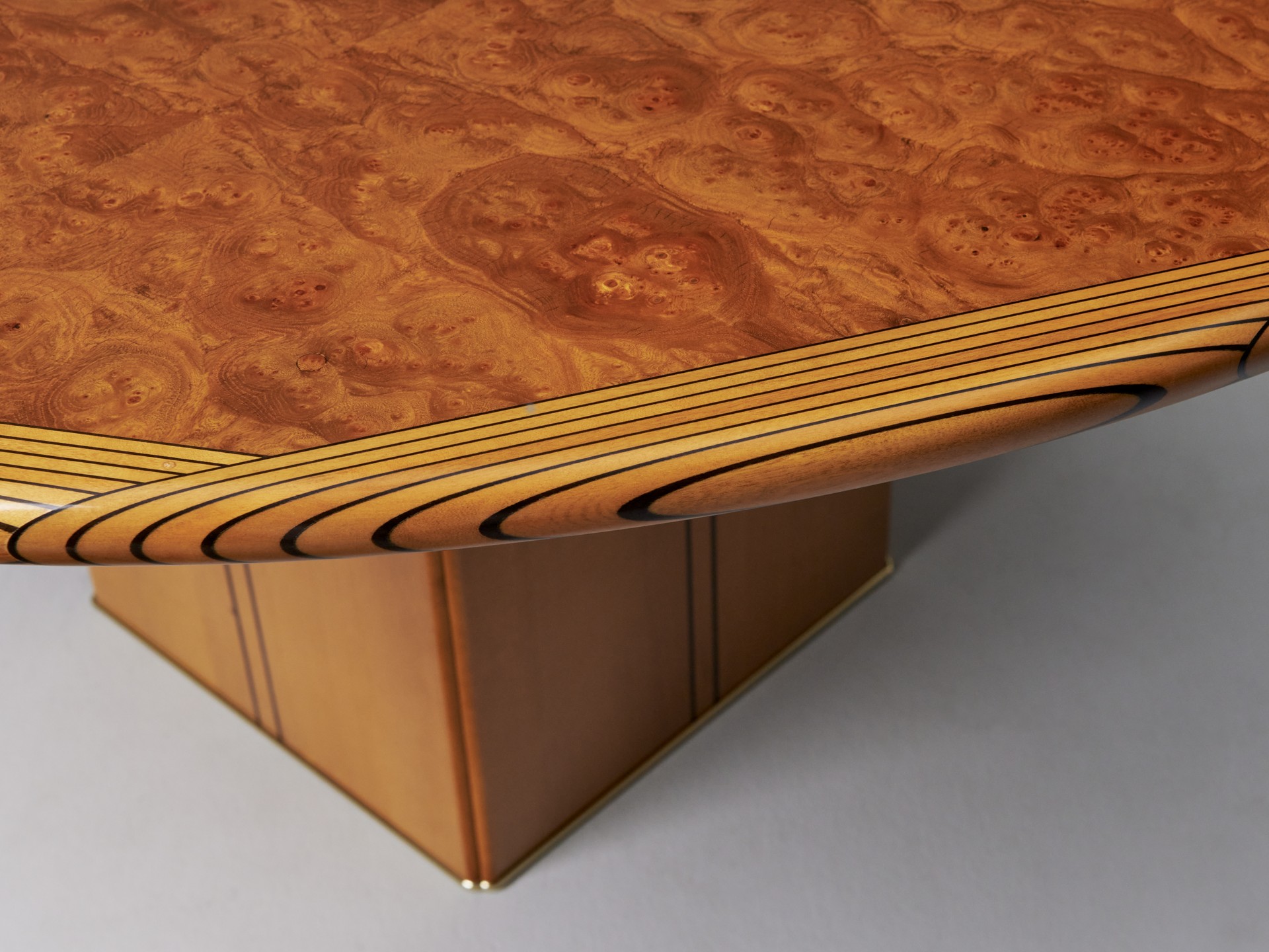 'Africa' Table image 4