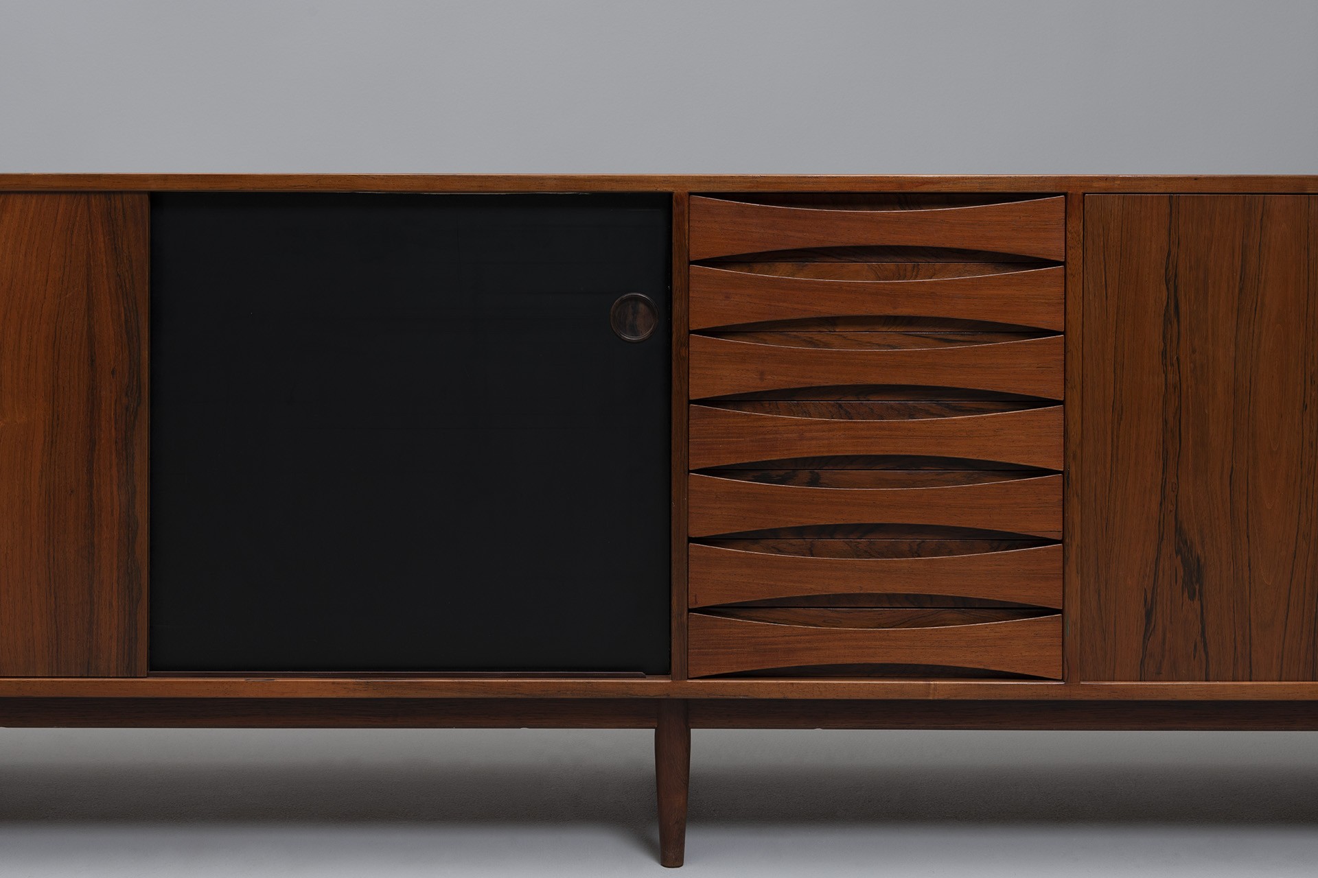 Sideboard, Model no. 29A image 5