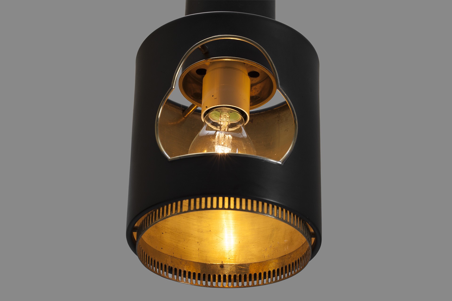 'Hand Grenade' Lamp No. A110 image 3