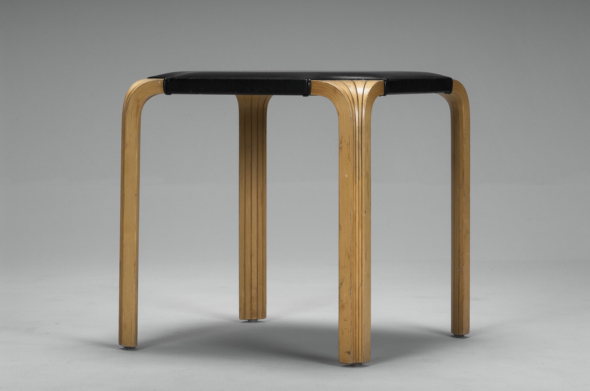 Fan Leg Stool, Model no. X601 image 2