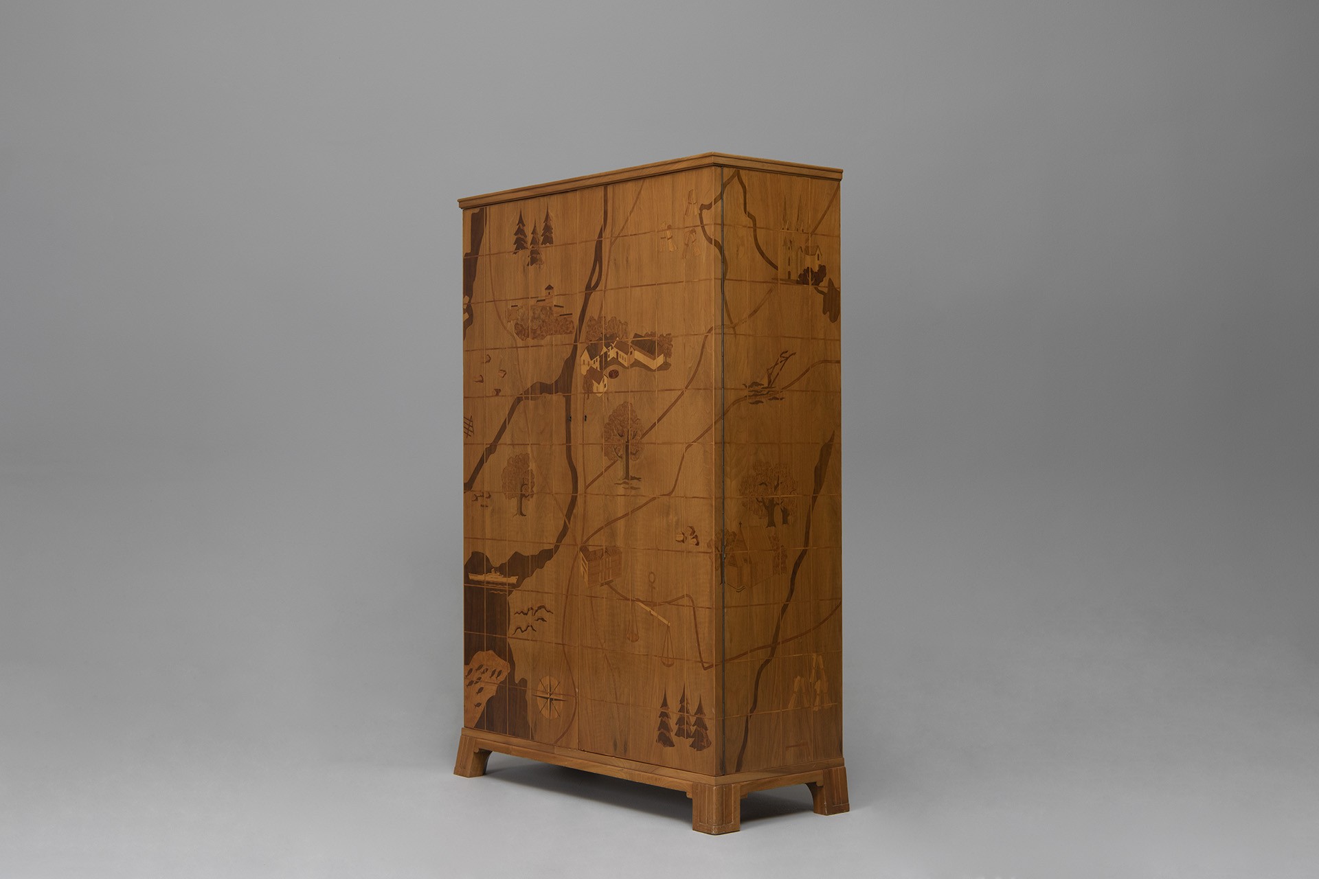 Rare Cabinet image 3
