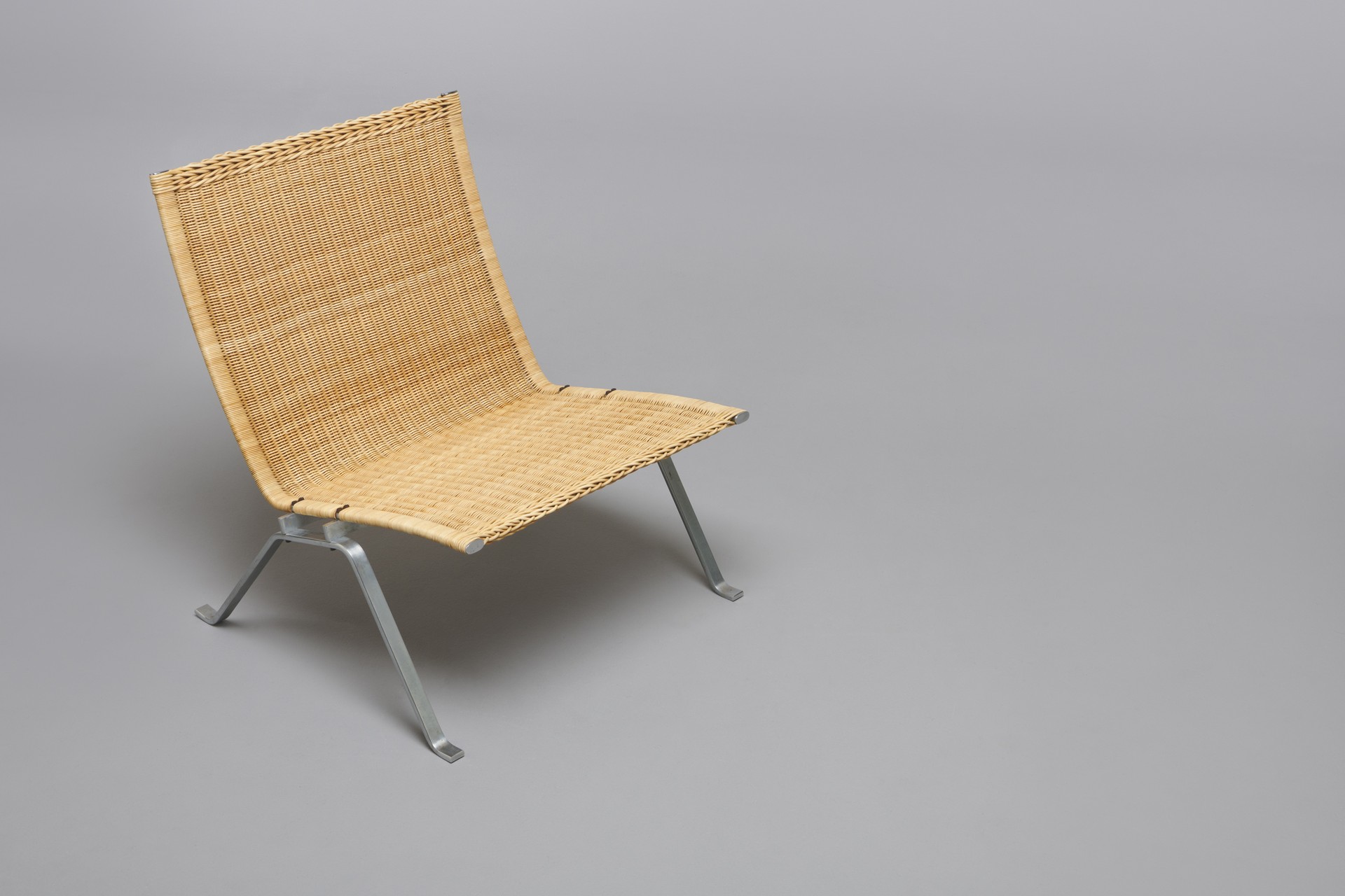 Pair of Lounge Chairs, Model no. PK 22 image 10