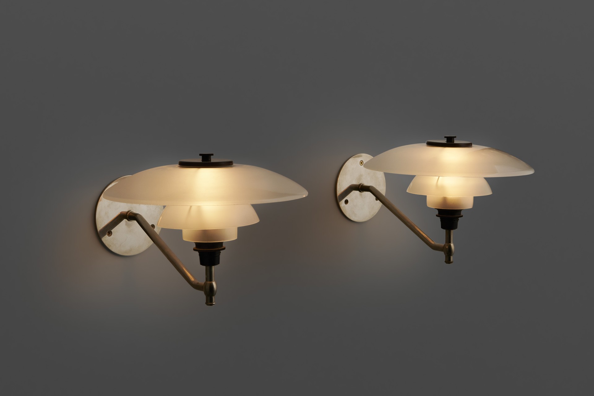 Pair of PH-3/2 Wall Lamps image 2