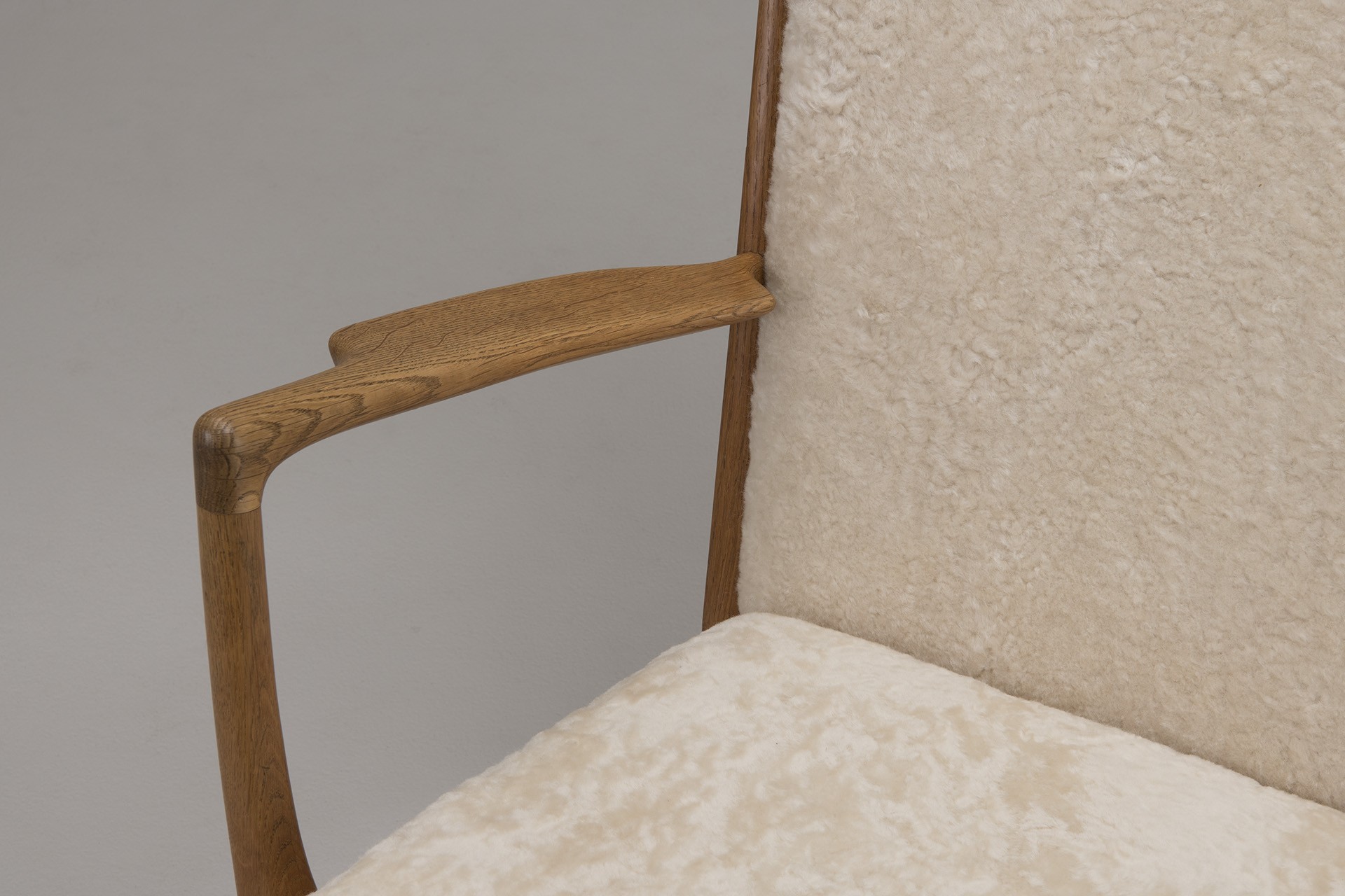 Pair of Armchairs, Model no. 'AP15' image 4