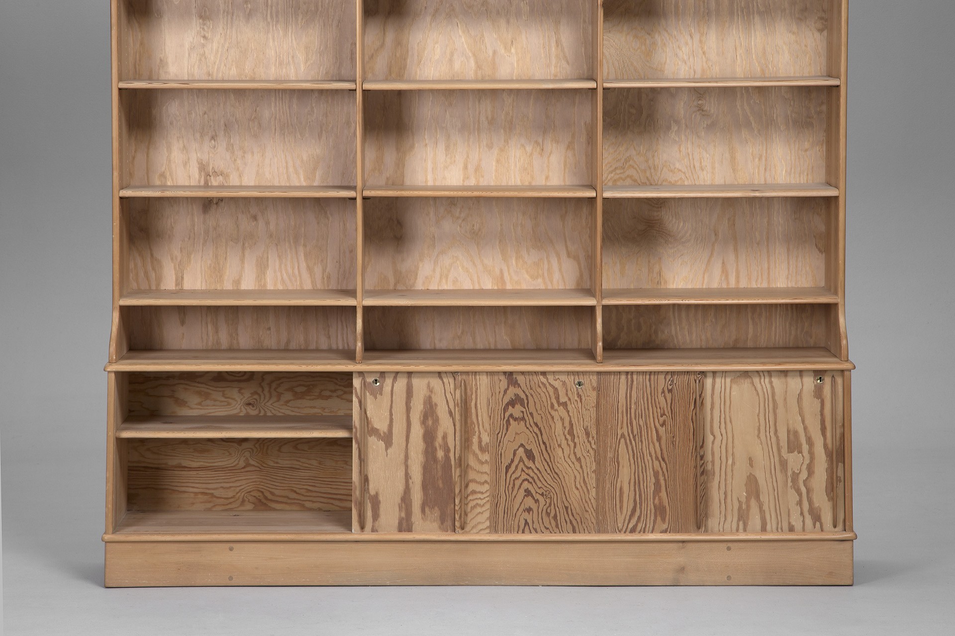 Cabinet image 5