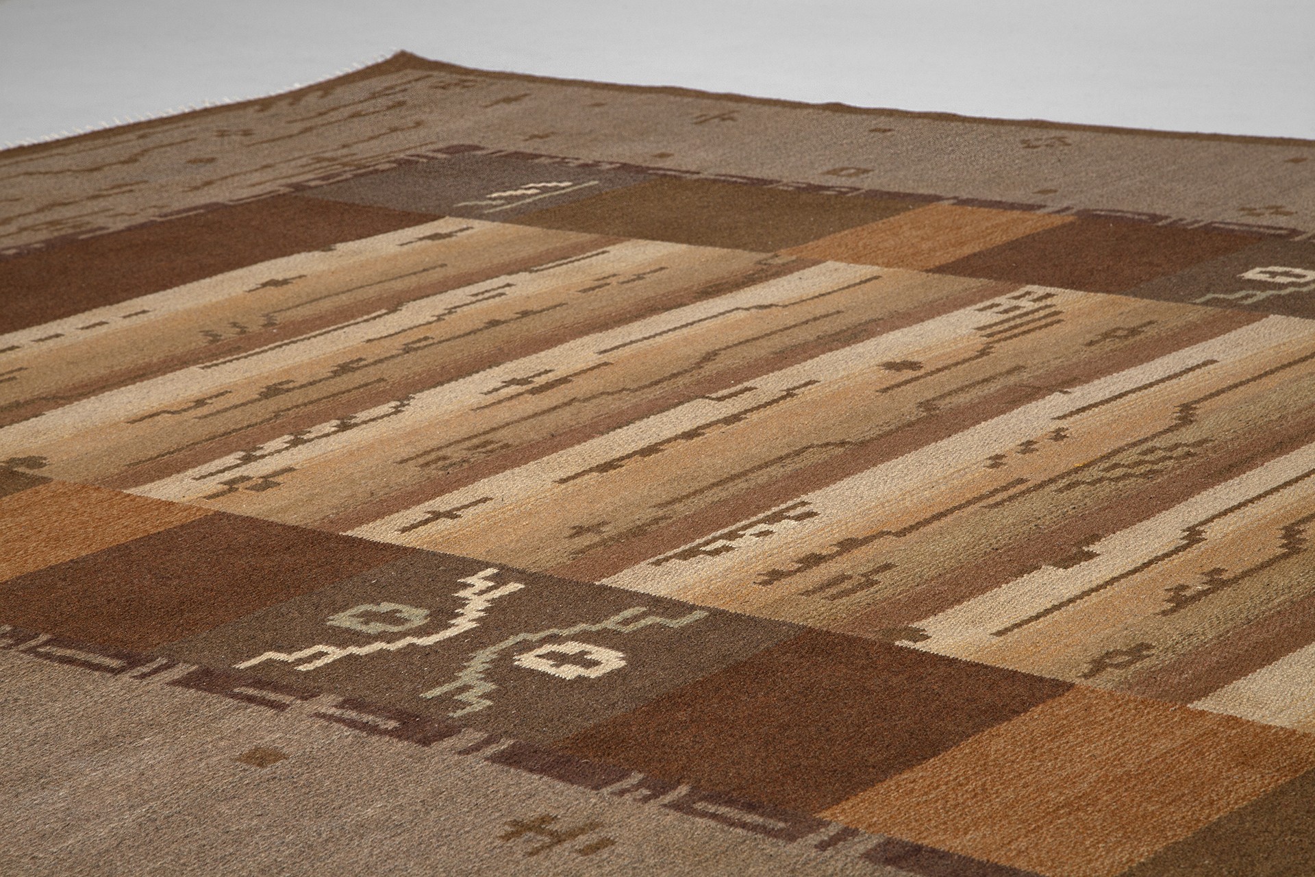 Finnish Art Deco Carpet image 4