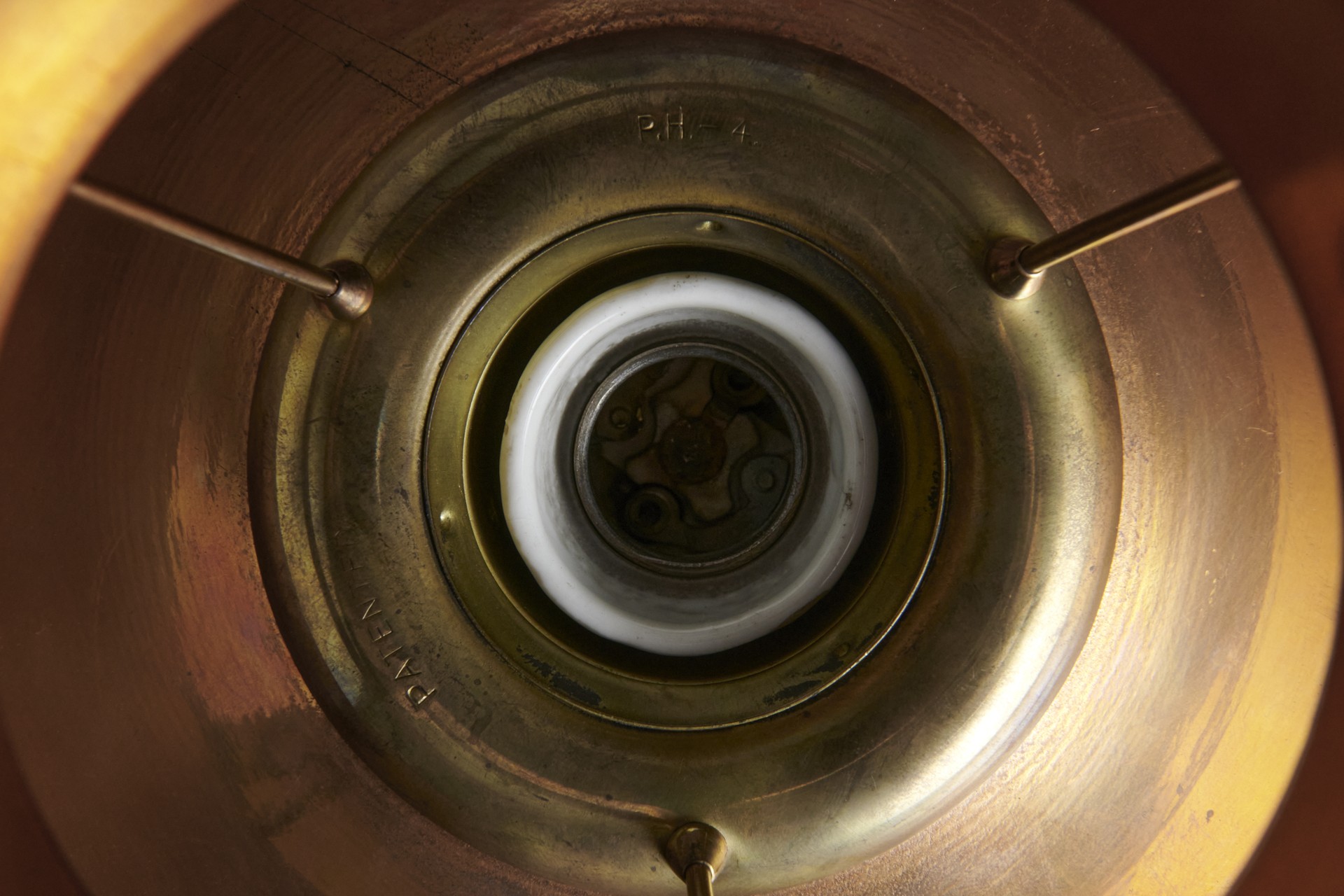 'PH 4½/4' Ceiling Lamp image 6