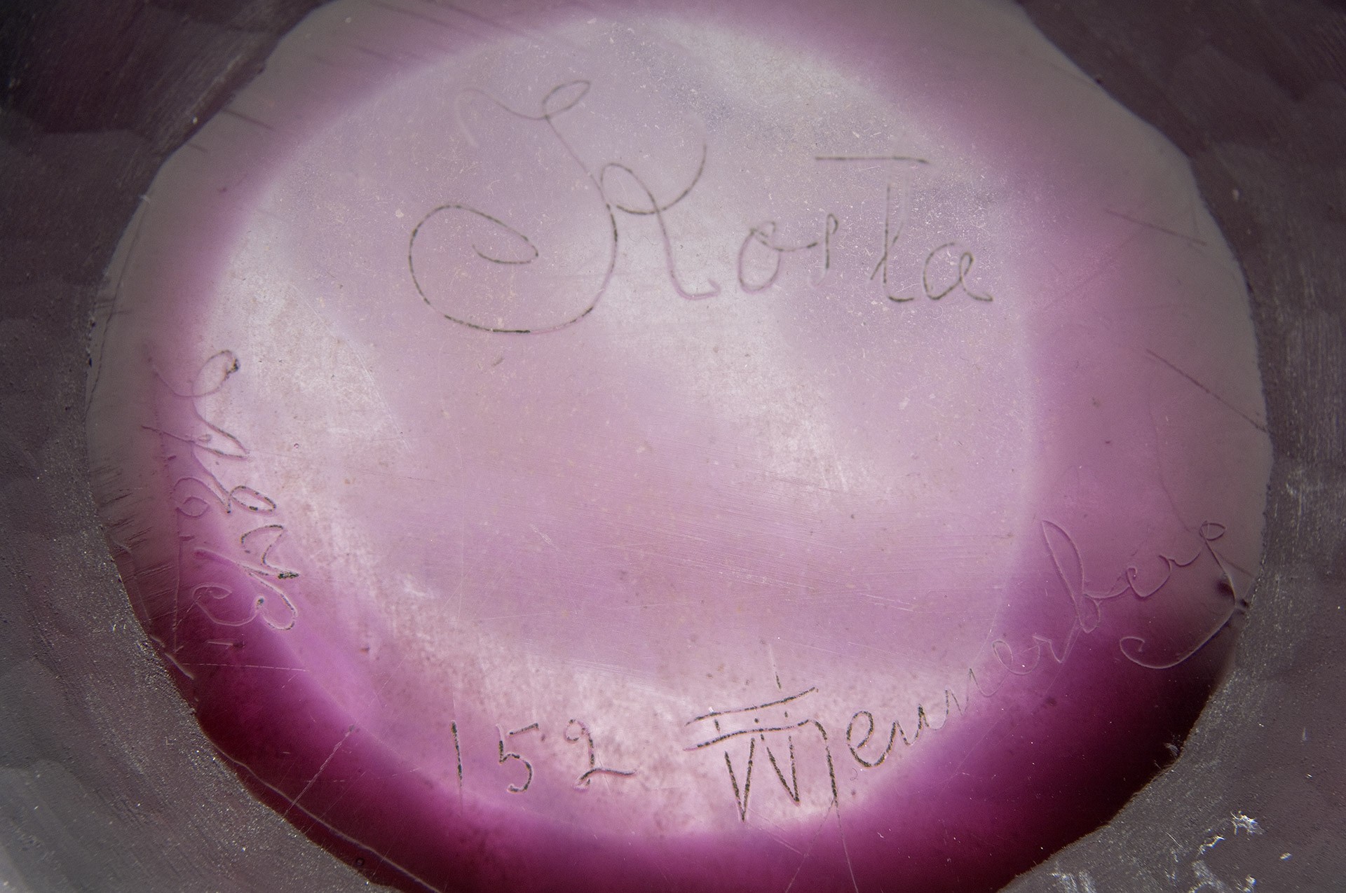 Kosta Art Nouveau Vase image 4