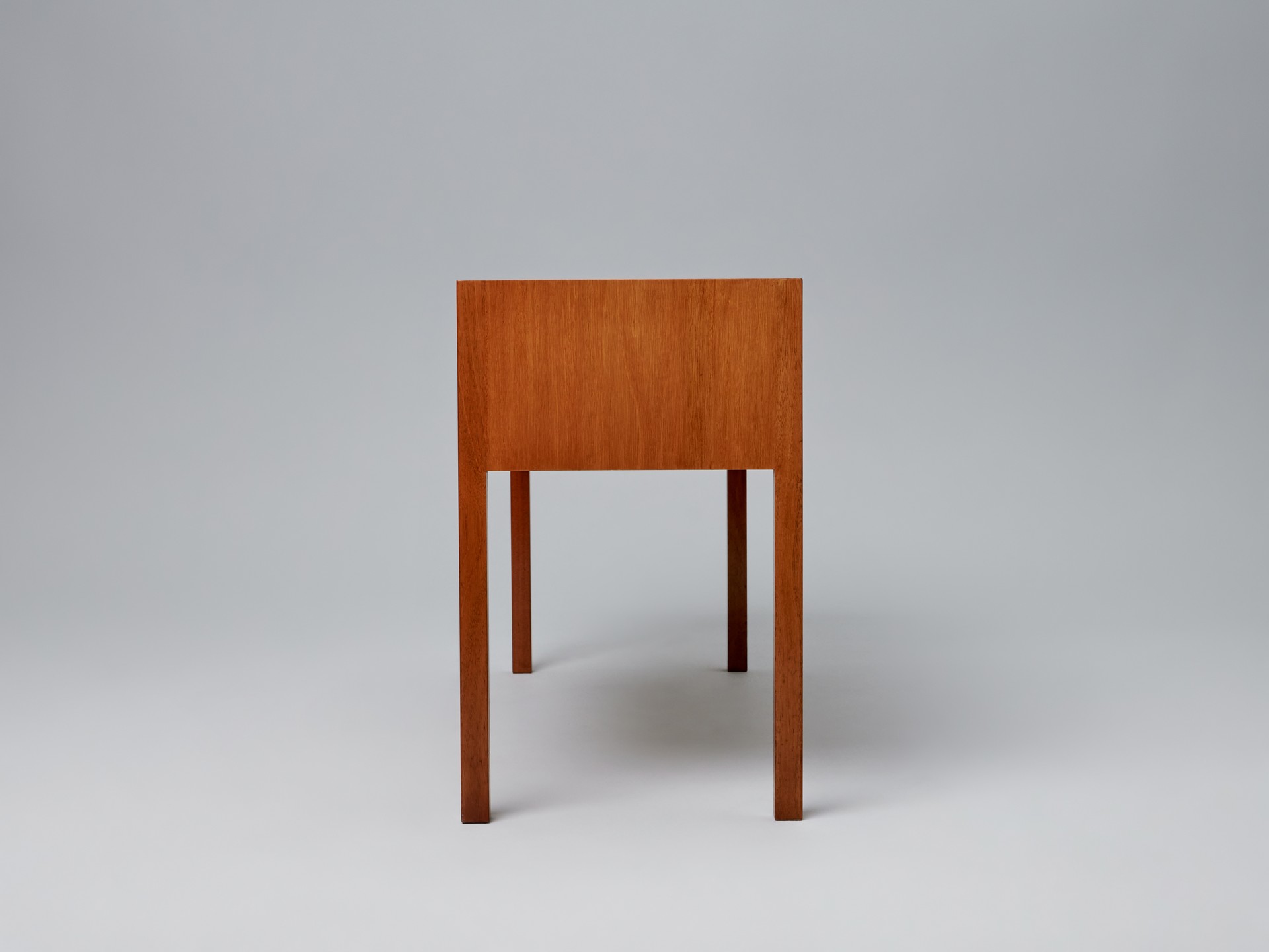 Sideboard image 3