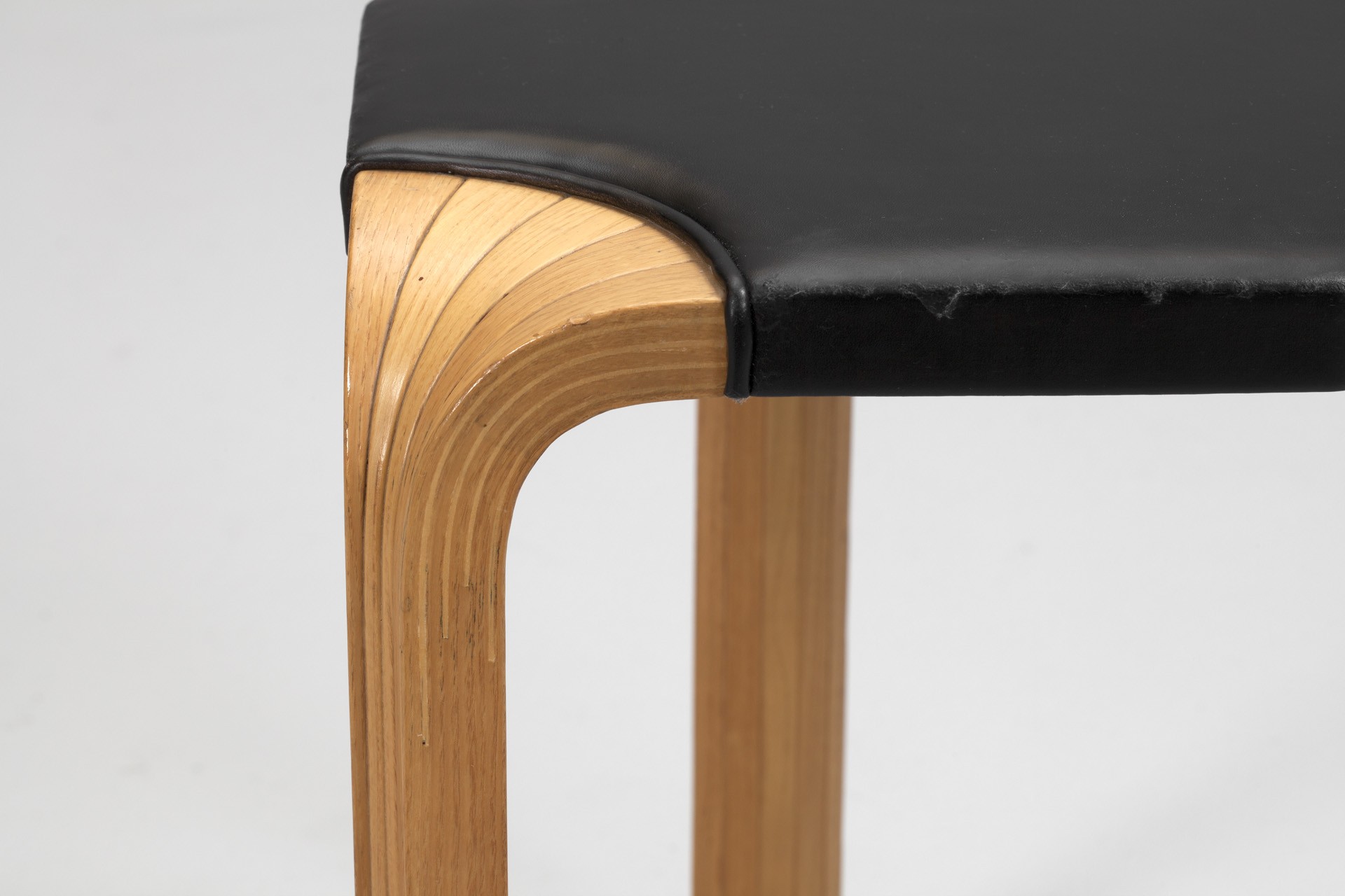 Stool Model no. X602 image 4