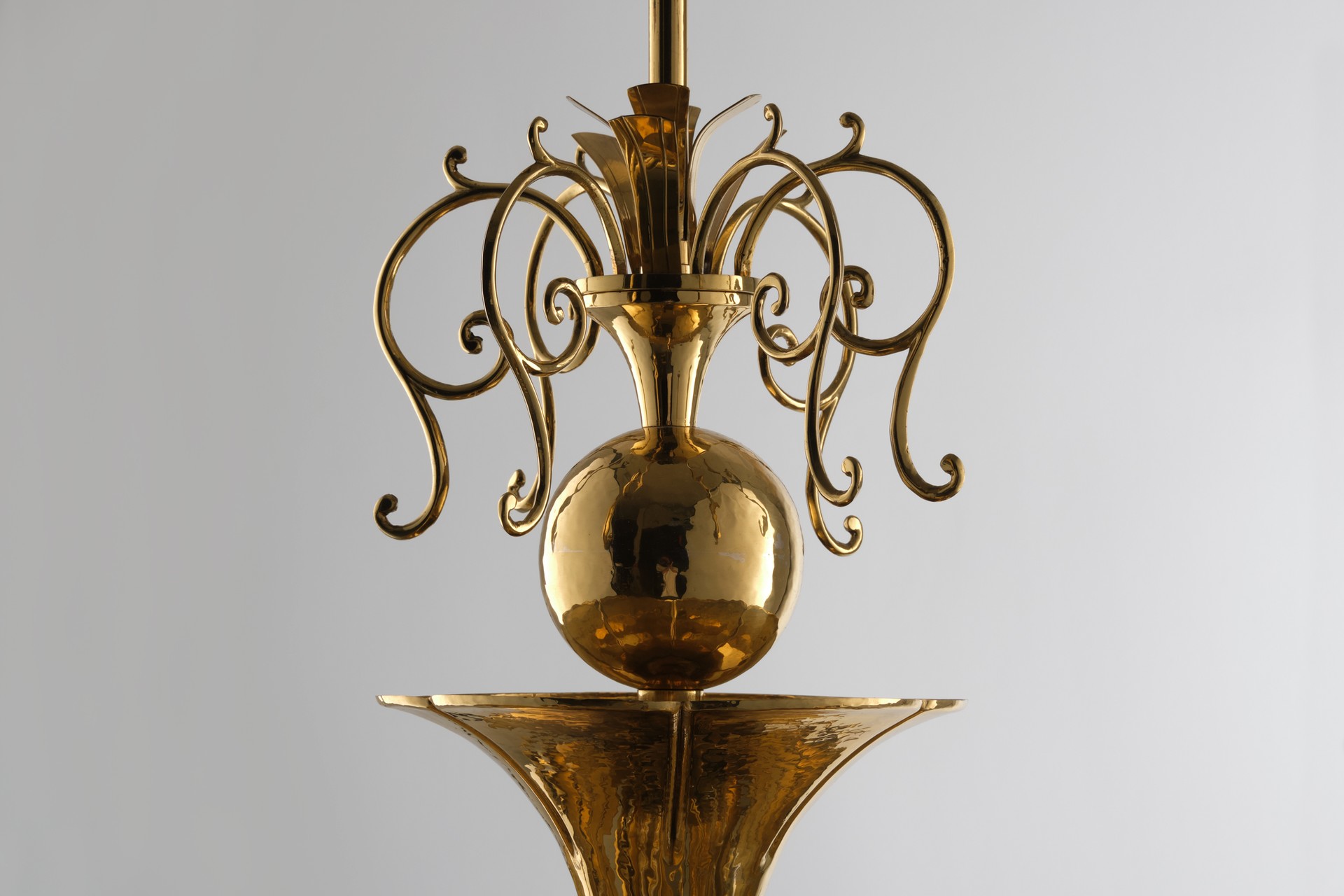 Chandelier image 3