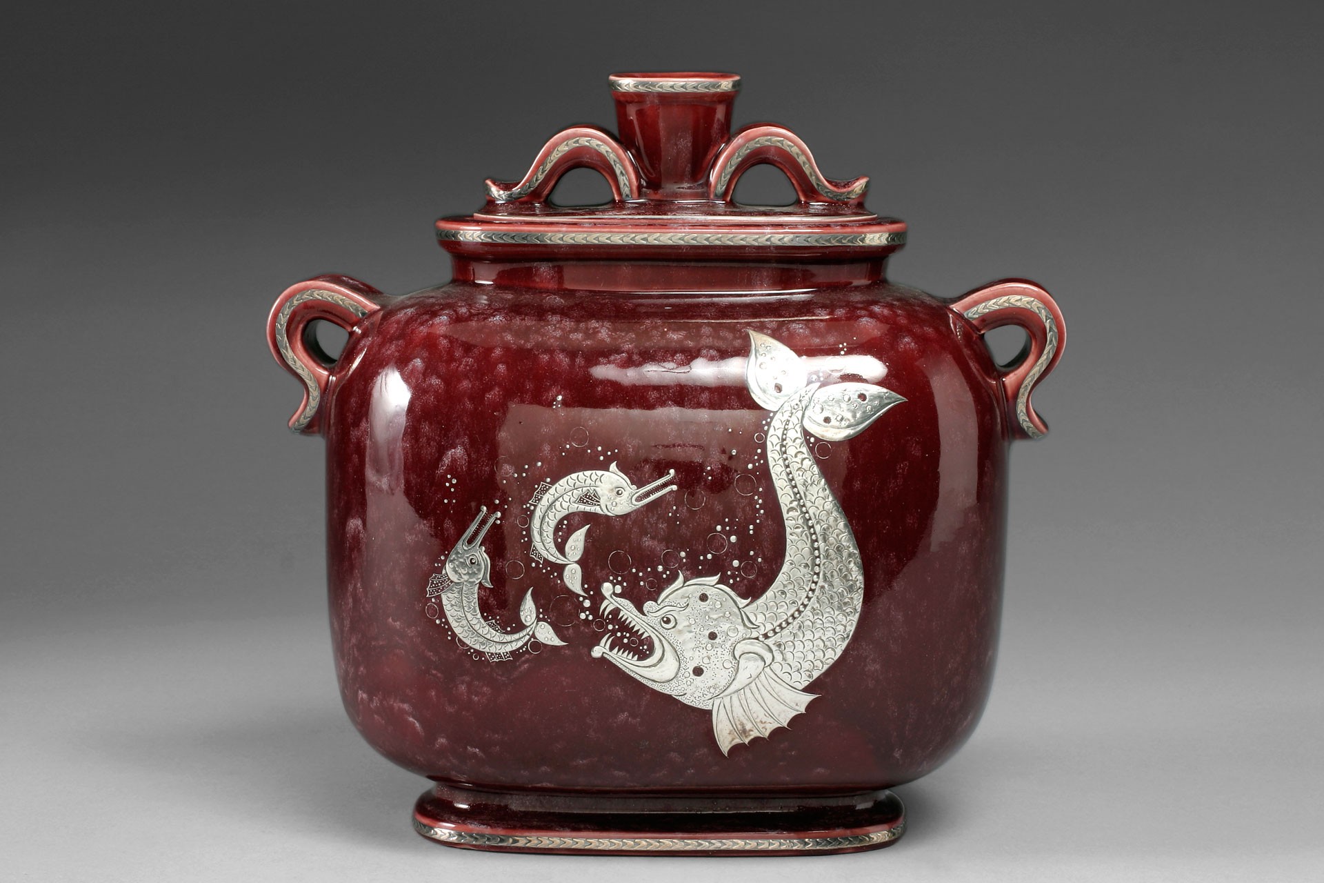 Red Argenta Urn image 2