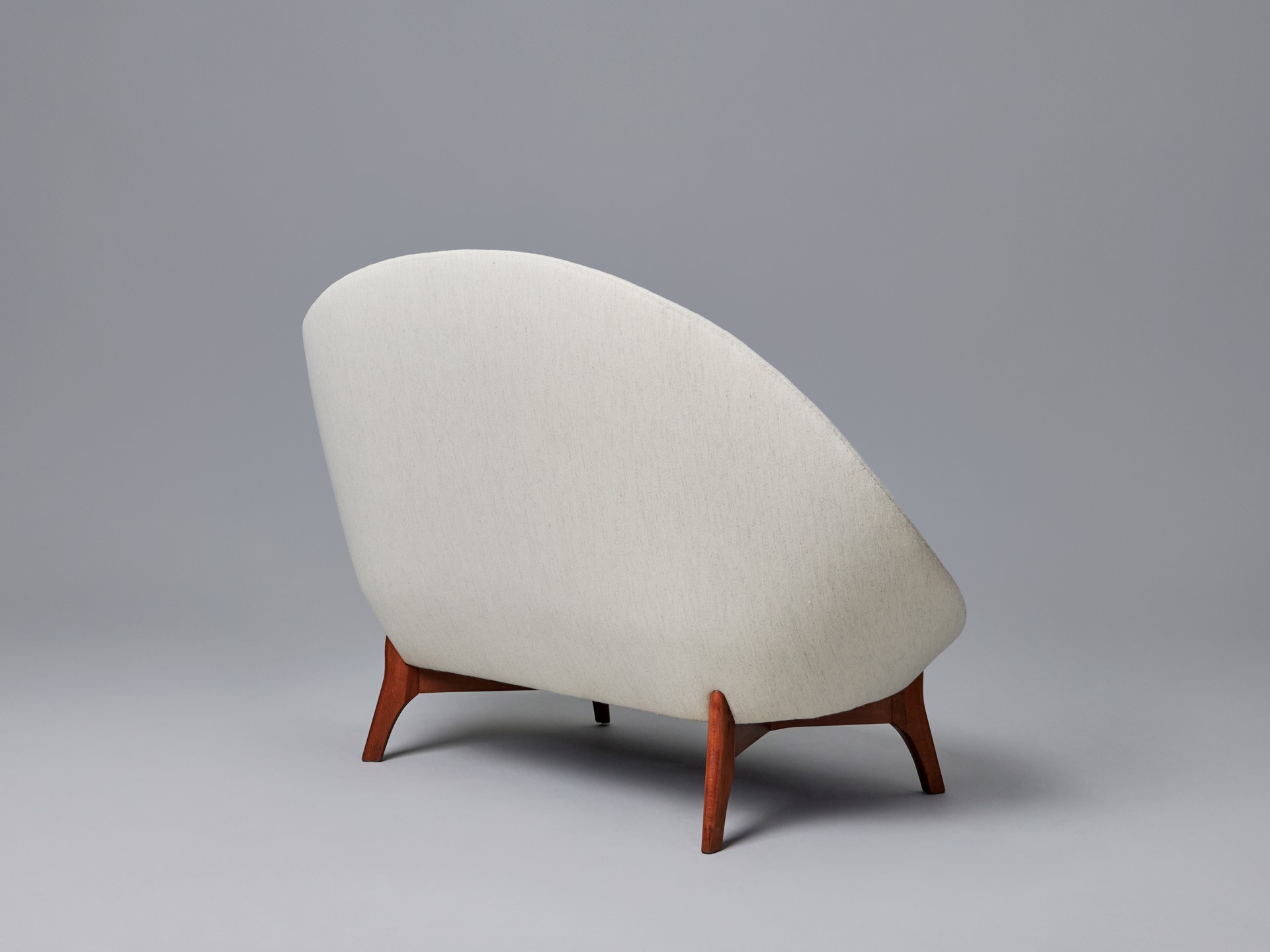 Sofa image 4
