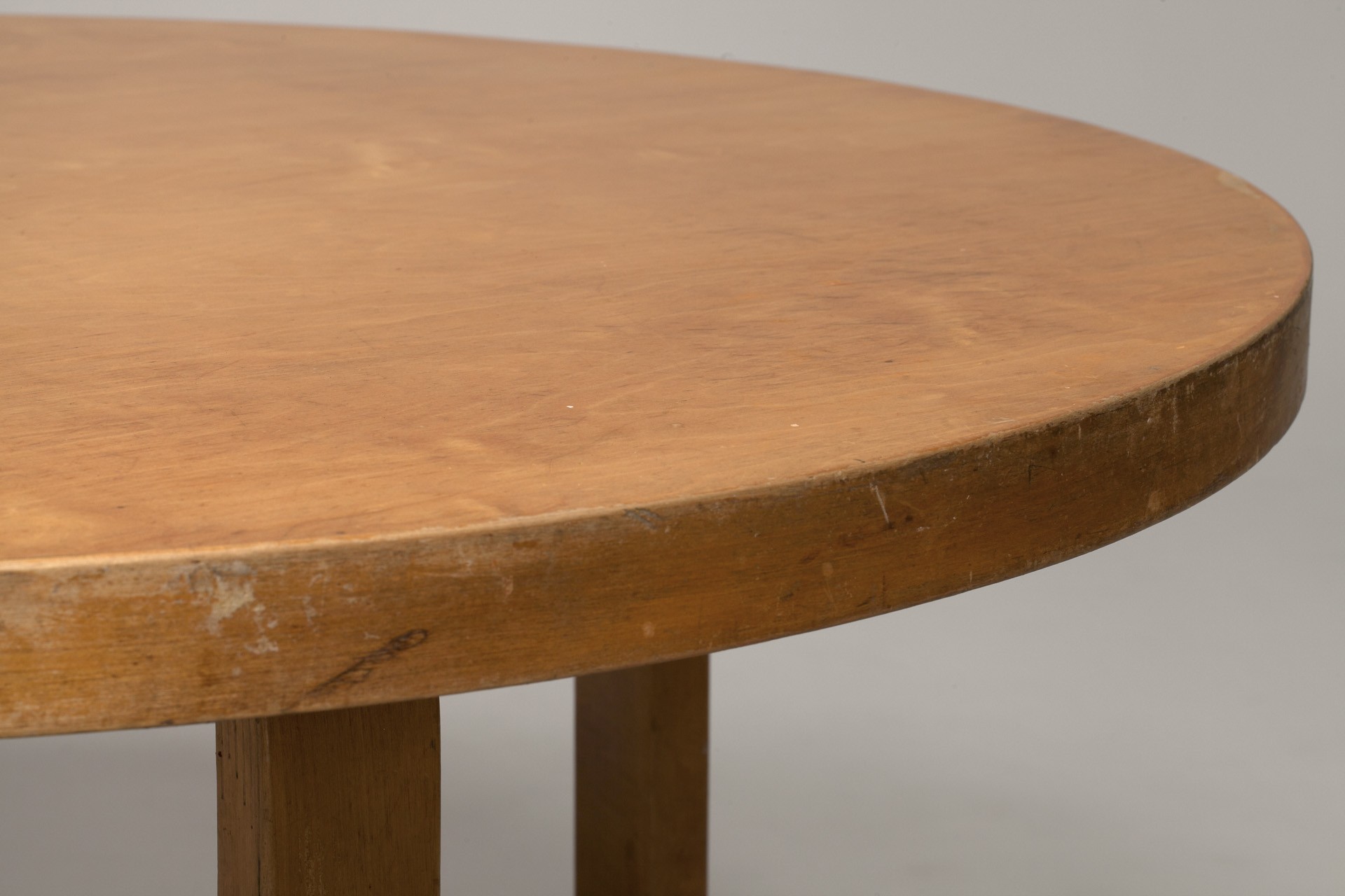 Dining Table image 3